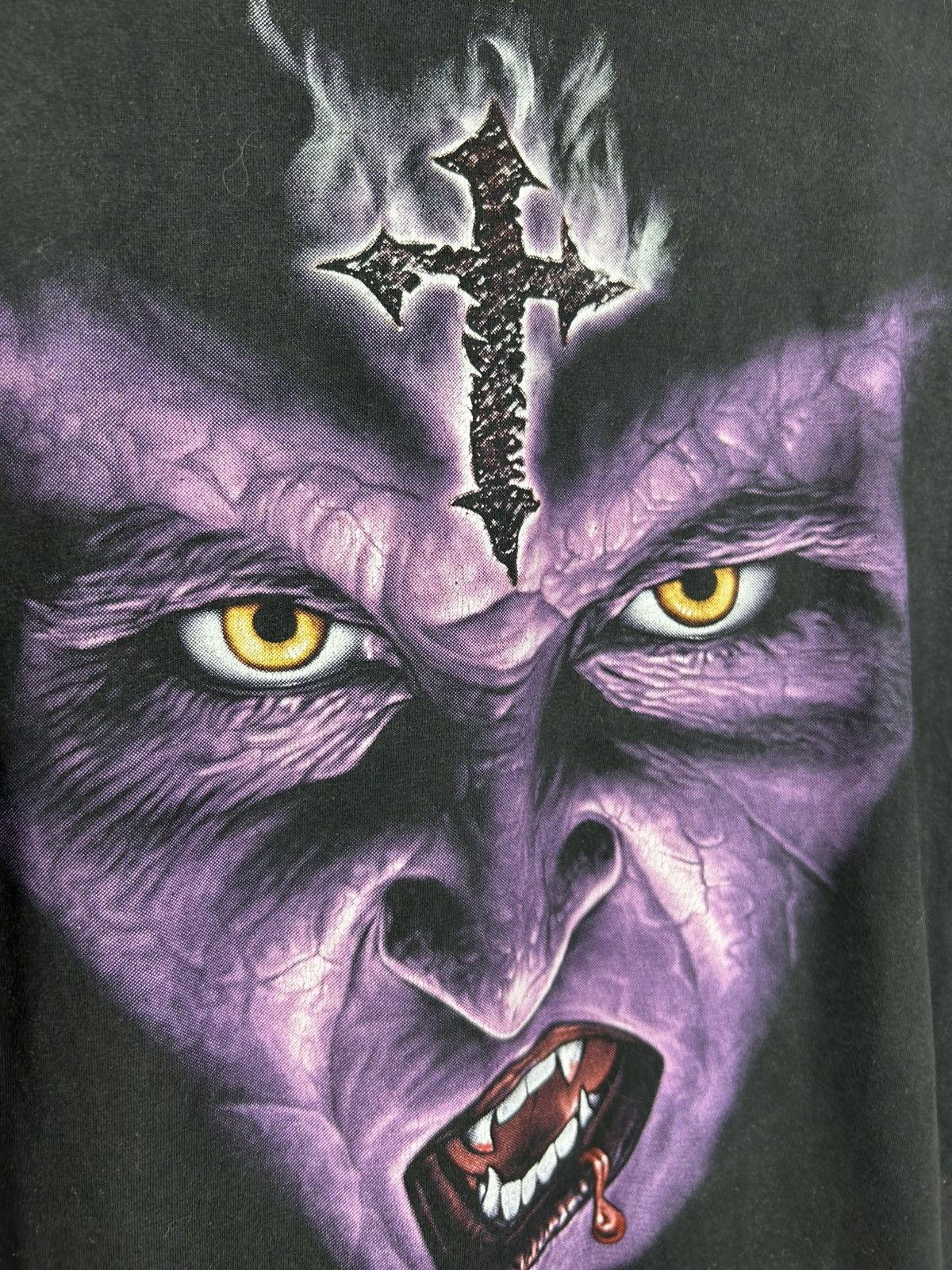 Vintage Vintage Y2K Devilish Vampire Blood Graphic Tee Demon Blood L Size US L / EU 52-54 / 3 - 9 Thumbnail