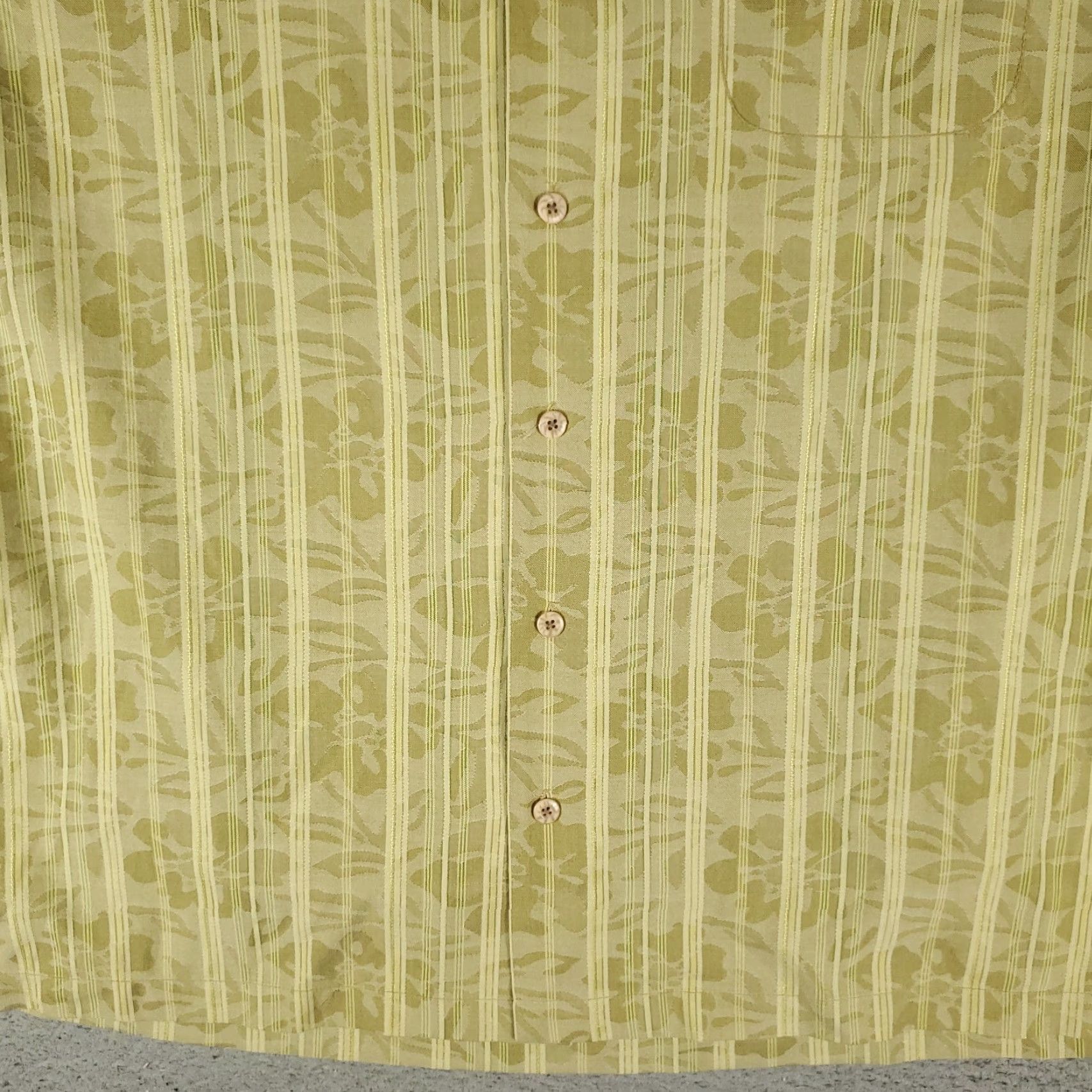 Tommy Bahama VINTAGE Tommy Bahama Shirt Mens XL Beige/Gold Silk Hawaiian Button Up Short Sleeve Size US XL / EU 56 / 4 - 3 Thumbnail