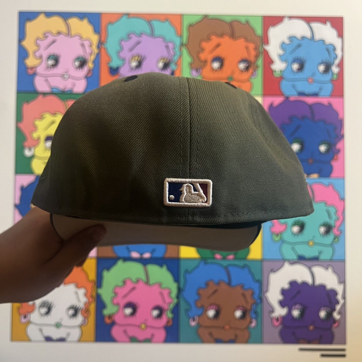 New Era 7 1/4 Minessota twins Two tone ARMY Bomber Size ONE SIZE - 3 Thumbnail