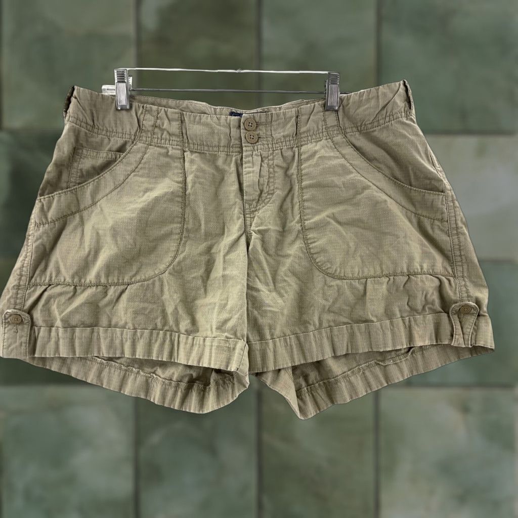 The North Face THE NORTH FACE Shorts Womens 8 Beige Outdoor Hiking Size 30" / US 8 / IT 44 - 1 Thumbnail