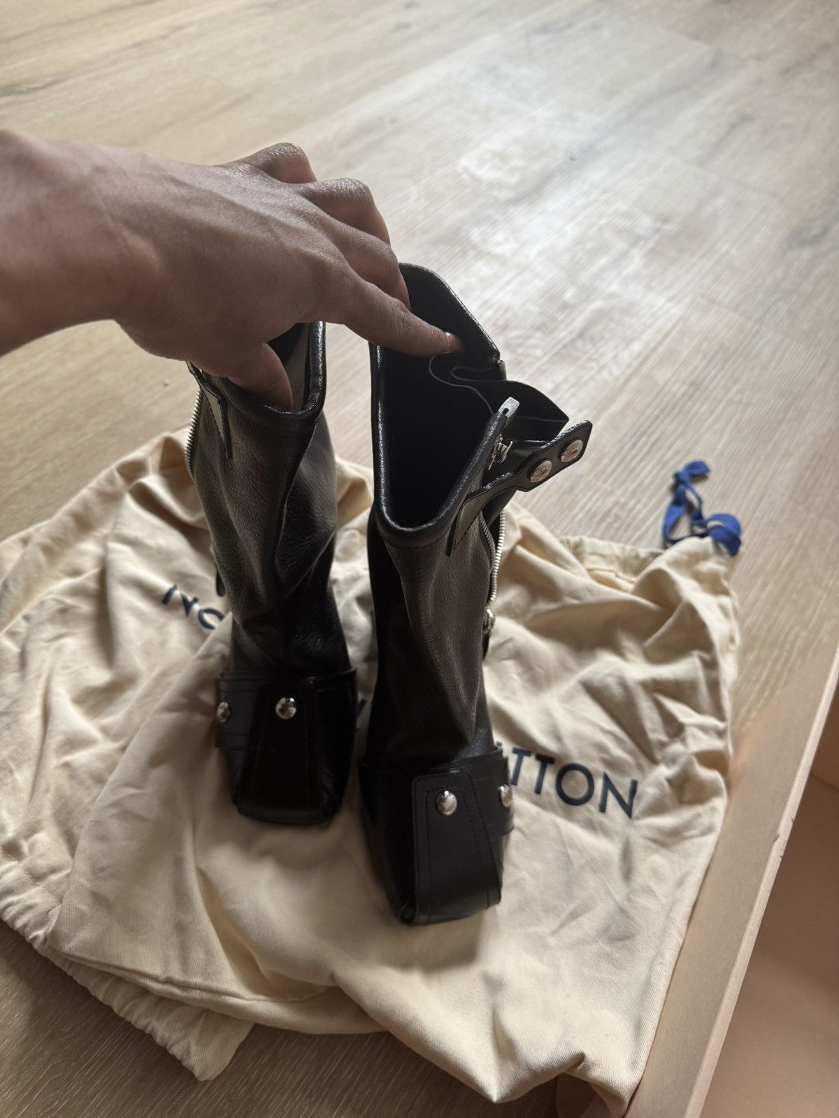 Louis Vuitton Louis Vuitton buckle boot Size US 7 / IT 37 - 3 Thumbnail