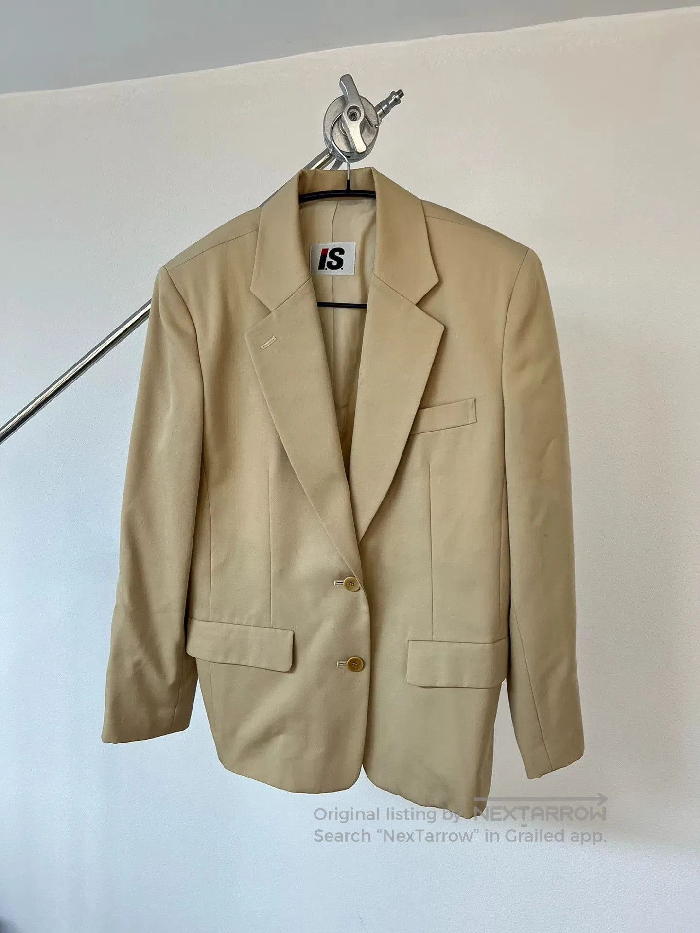 Issey Miyake Issey Miyake Beige Shoulder Pad Blazer. Size US M / EU 48-50 / 2 - 2 Thumbnail