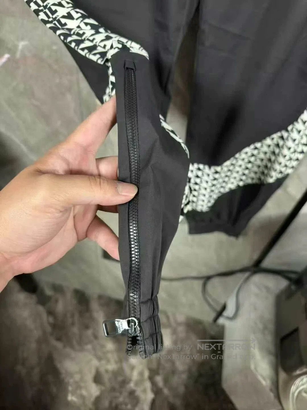 Louis Vuitton louis vuitton doves tech jogger pants. Size US 44 / EU 60 - 3 Thumbnail