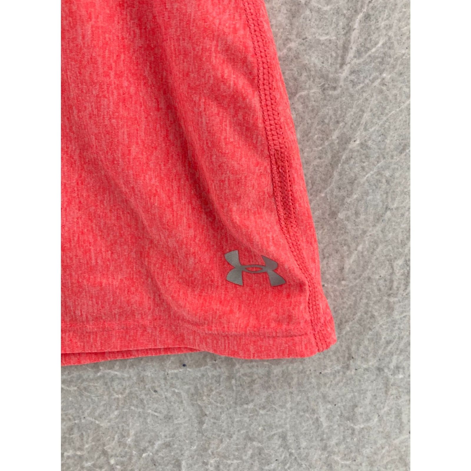 Under Armour Under Armour Shirt Womens Small Pink Fitted Heatgear Tank Top Size S / US 4 / IT 40 - 4 Thumbnail