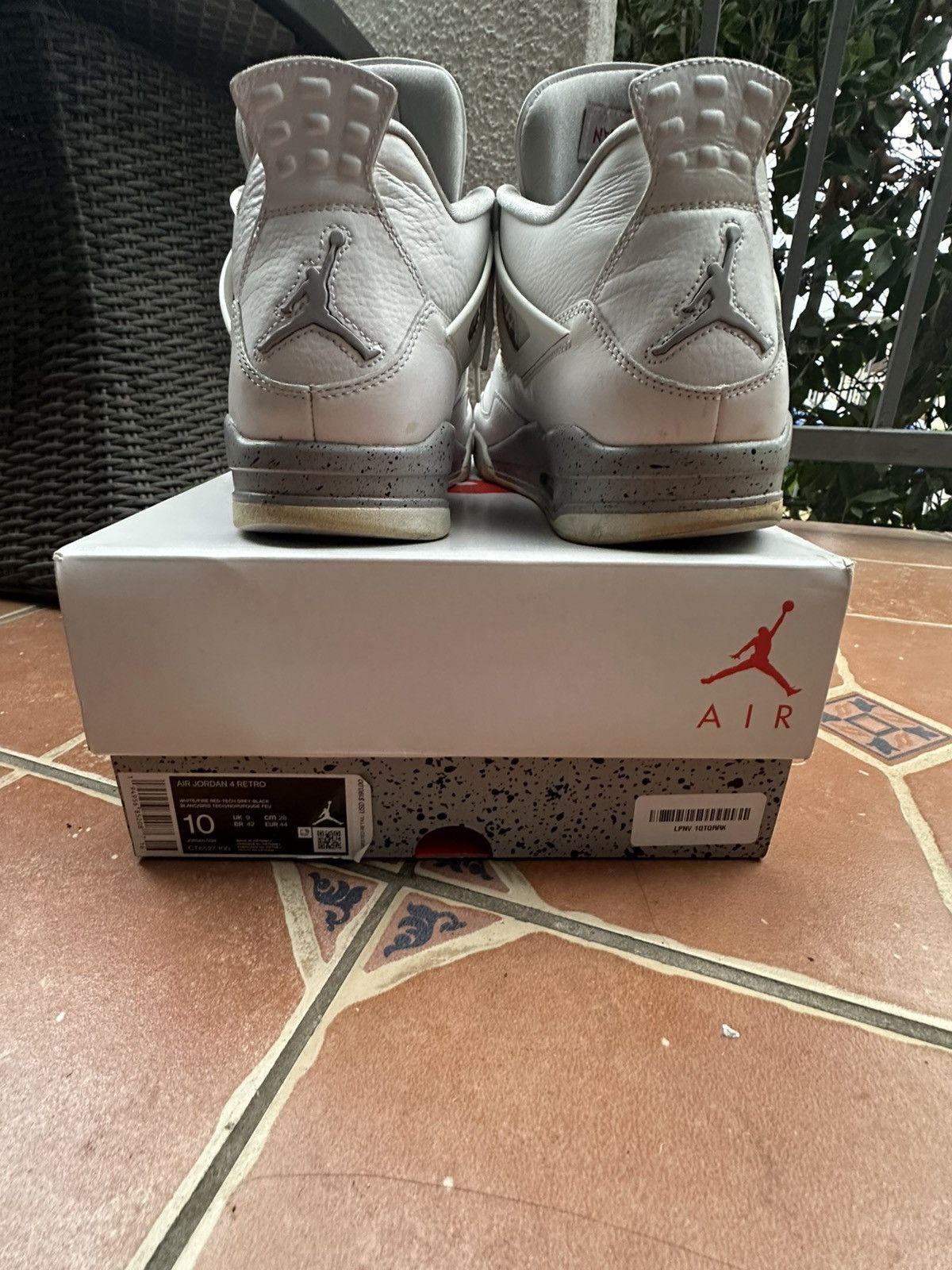 Jordan Brand × Nike Jordan 4 White Oreo Size 10 Size US 10 / EU 43 - 5 Thumbnail