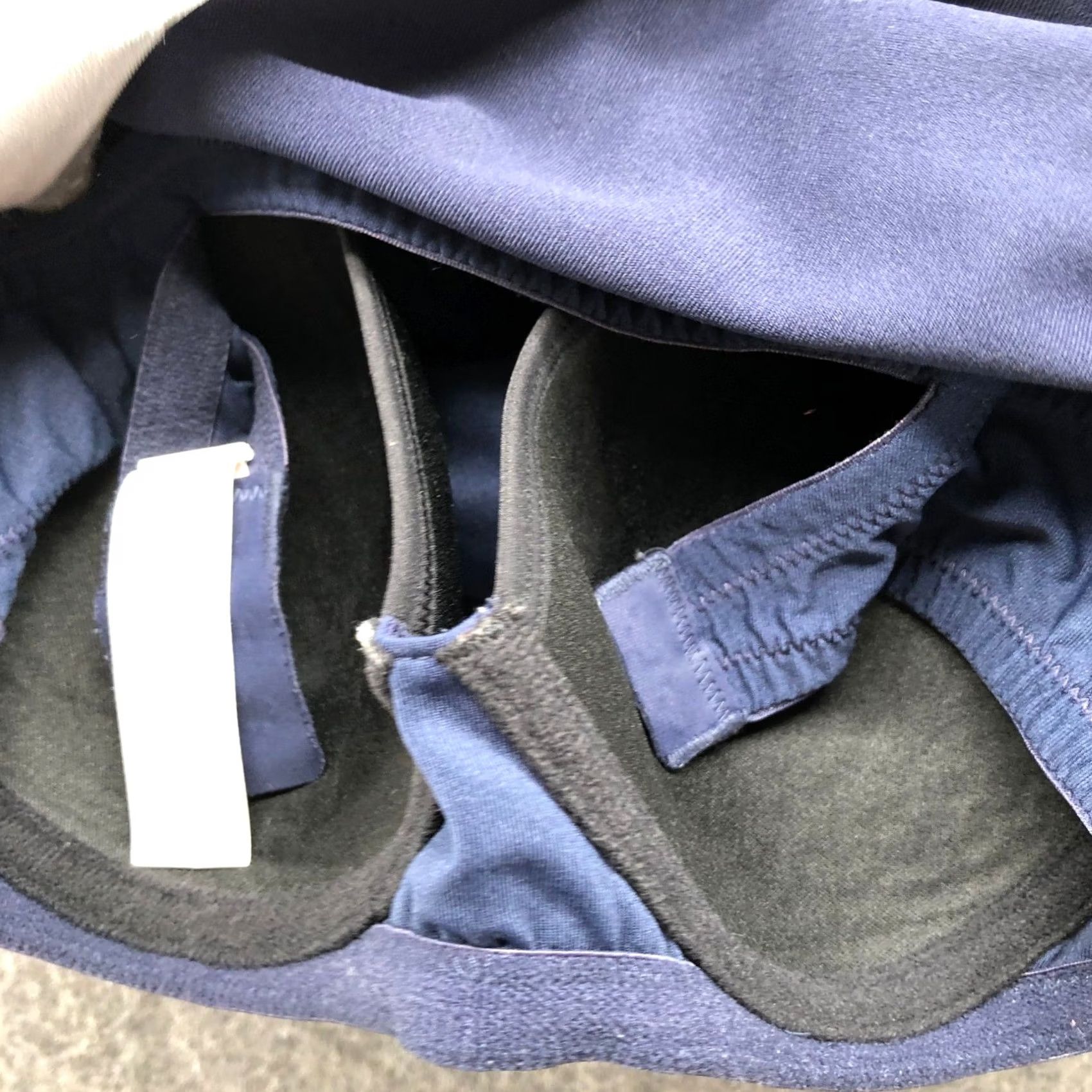 Athleta Athleta V-Neck Support Tank Top Womens 36B Empire Navy Ruched Built in Bra Size XS / US 0-2 / IT 36-38 - 3 Thumbnail