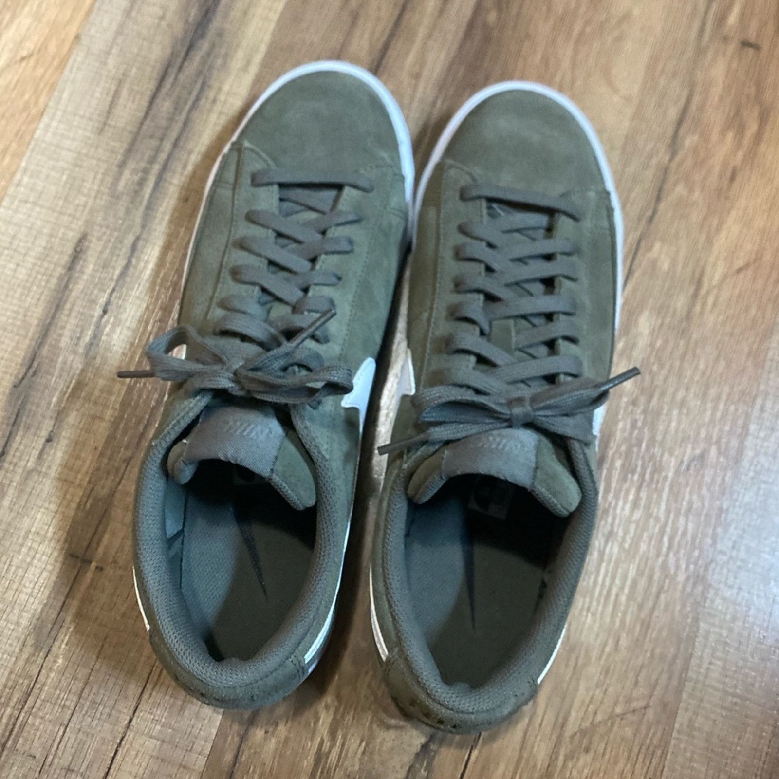 Nike 2017 Nike Blazer Low Medium Olive Green Size US 10 / EU 43 - 3 Thumbnail