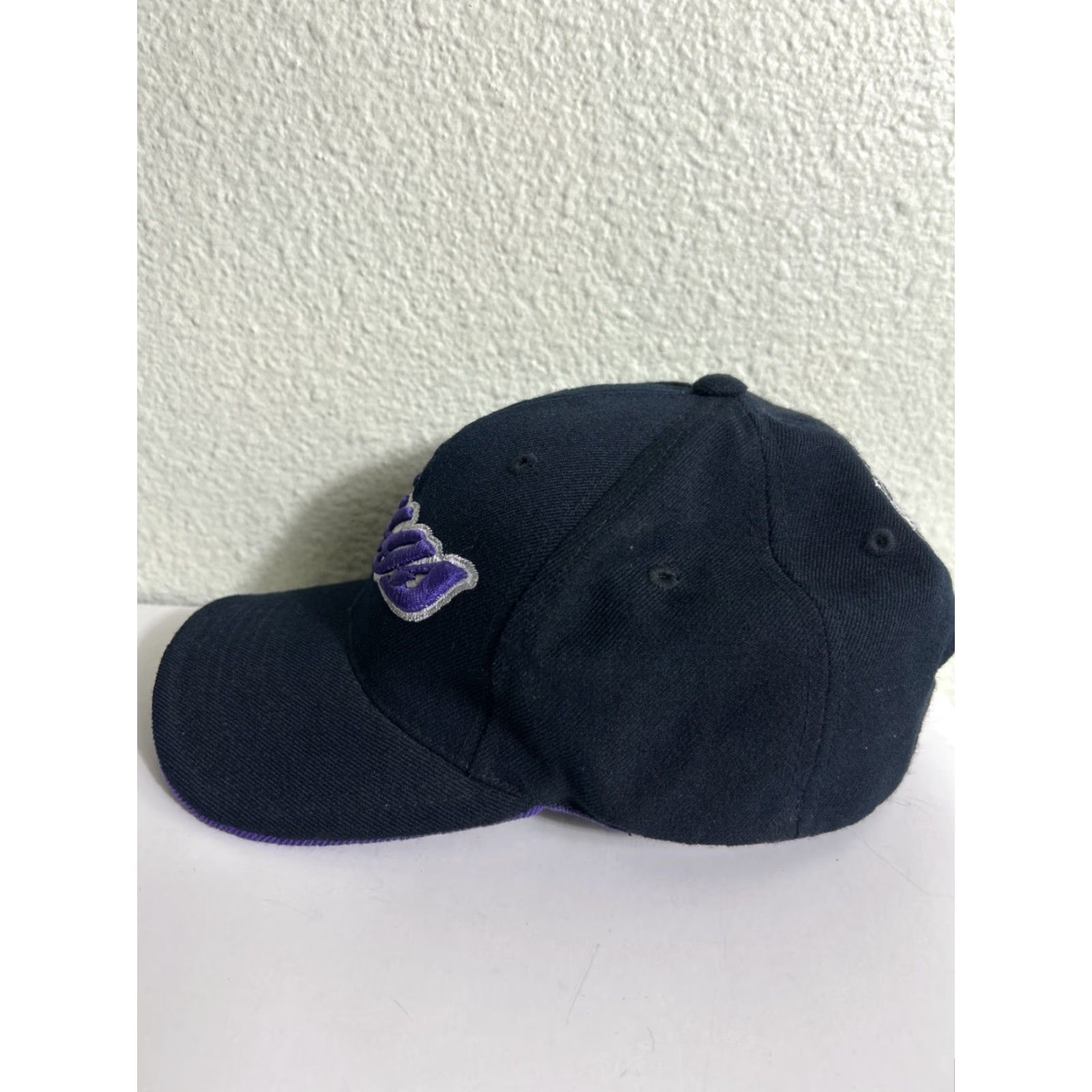 American Needle VINTAGE Y2k American Needle Sacramento Kings Hat Black Purple Strapback Hook Loop Men One Size Cap Size ONE SIZE - 6 Thumbnail