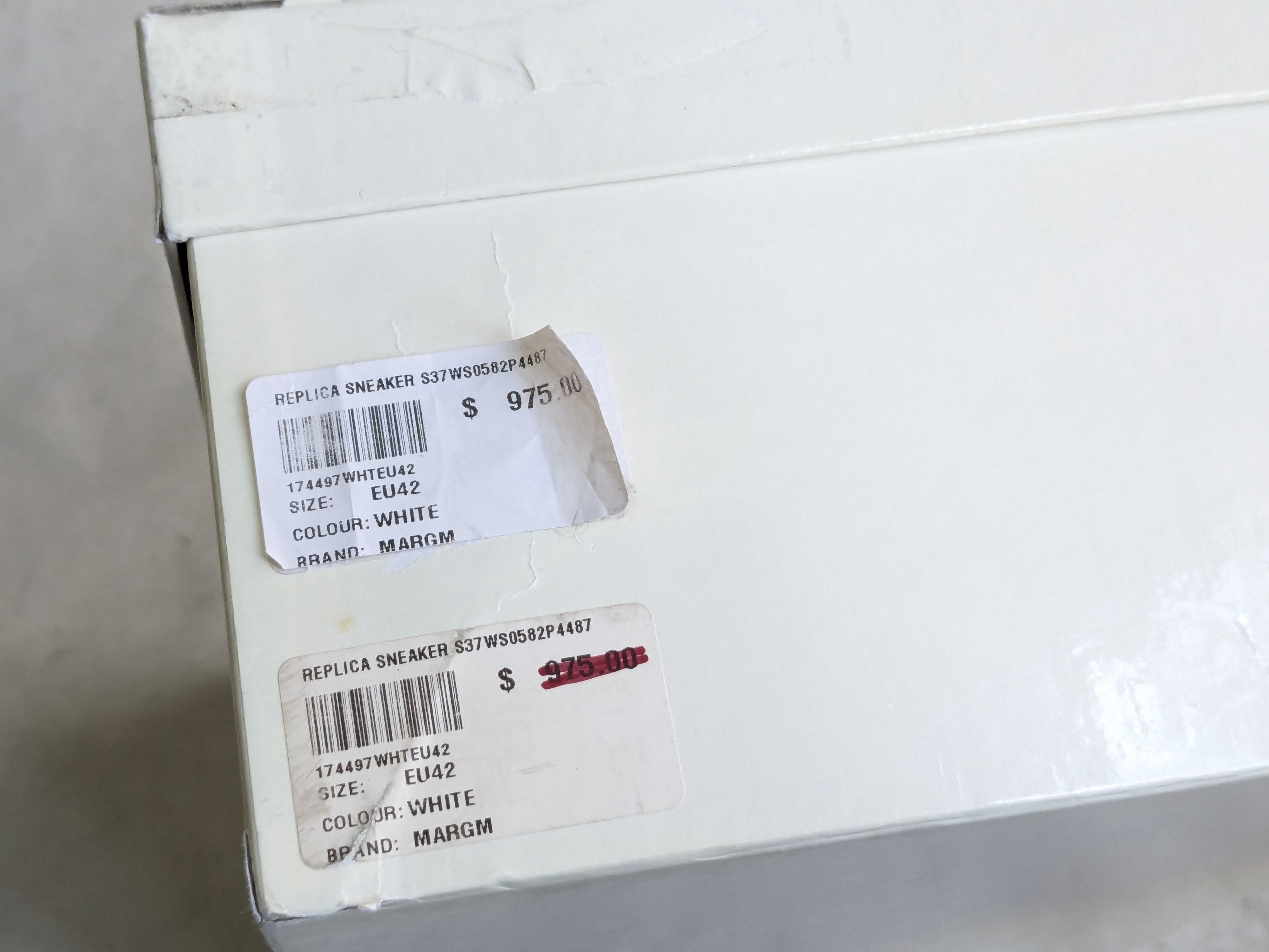 Maison Margiela Maison Margiela Replica Gat White 9 42 Rubber Low Tops Size US 9 / EU 42 - 18 Thumbnail