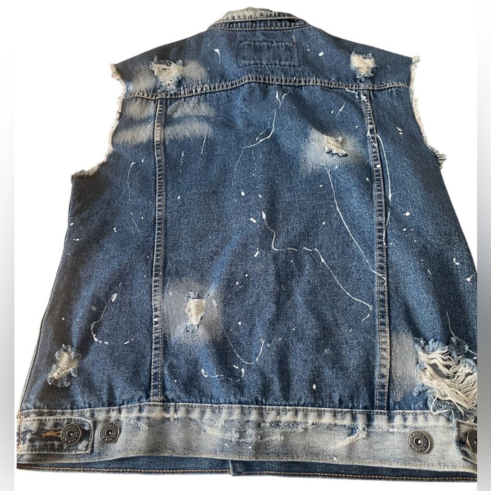 The Unbranded Brand Rolling Paper Blue Denim Destroyed Vest, size Large Size US L / EU 52-54 / 3 - 7 Thumbnail