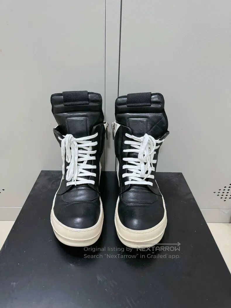 Rick Owens Rick Owens Black and white cowhide inverted triangle Size US 7 / EU 40 - 2 Thumbnail