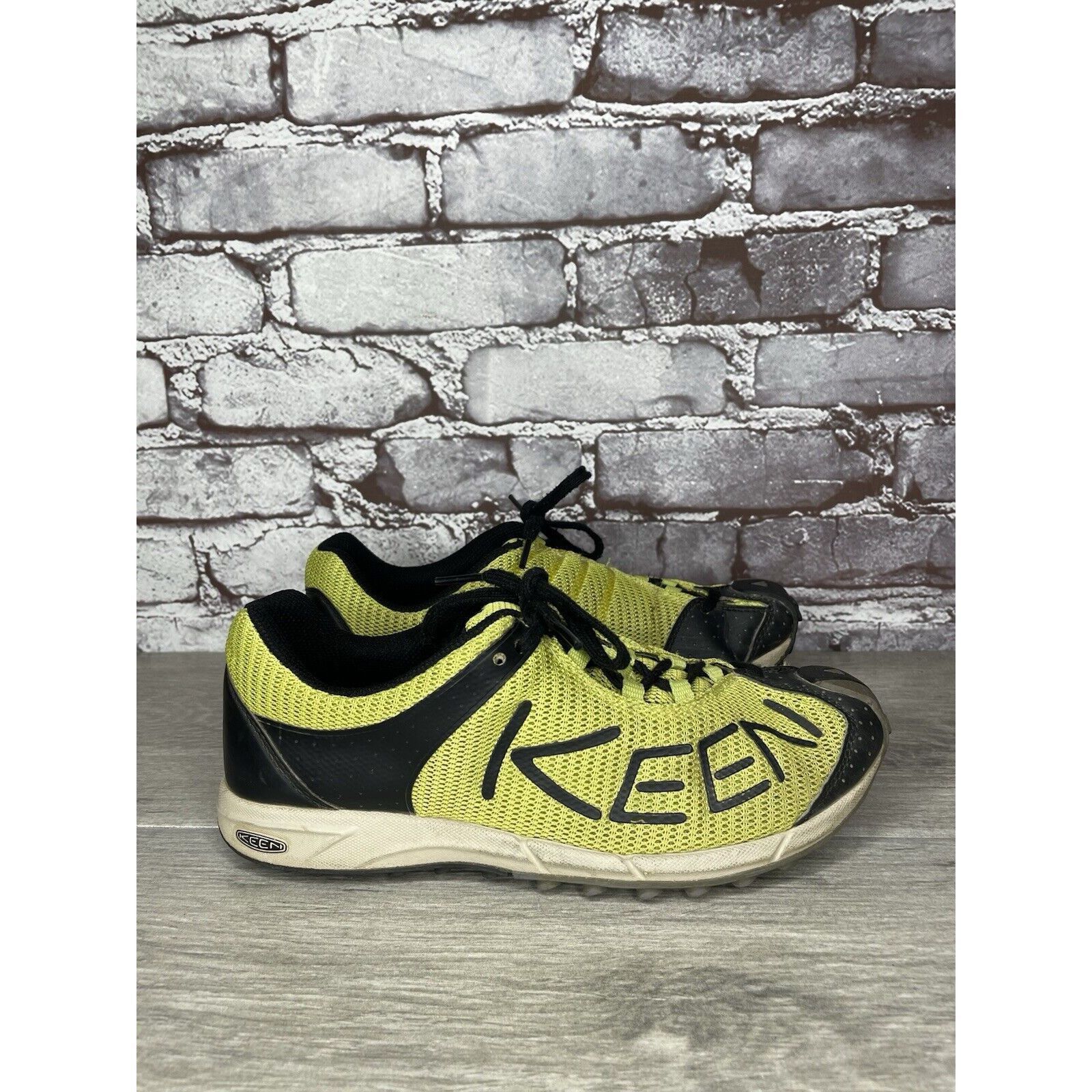 KEEN Keen Yellow Lime Mesh Black Lace Trail Athletic Sneakers Wom Size US 7 / IT 37 - 11 Thumbnail