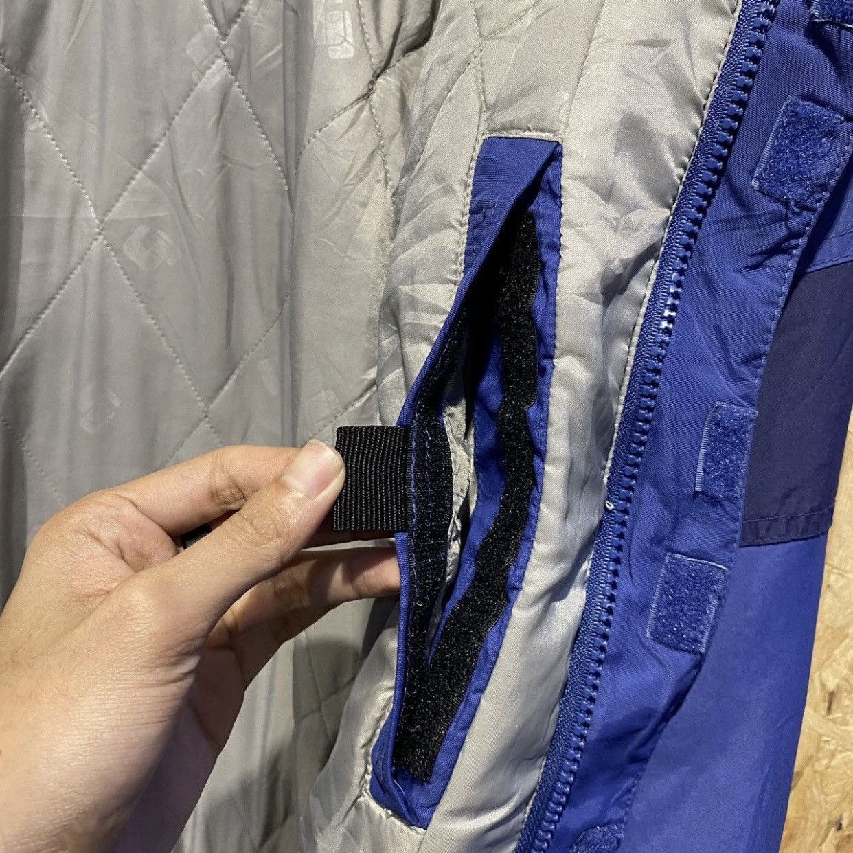 Burton vintage Burton Snowboards Toast StormLite Fabric jacket blue Size US L / EU 52-54 / 3 - 14 Thumbnail