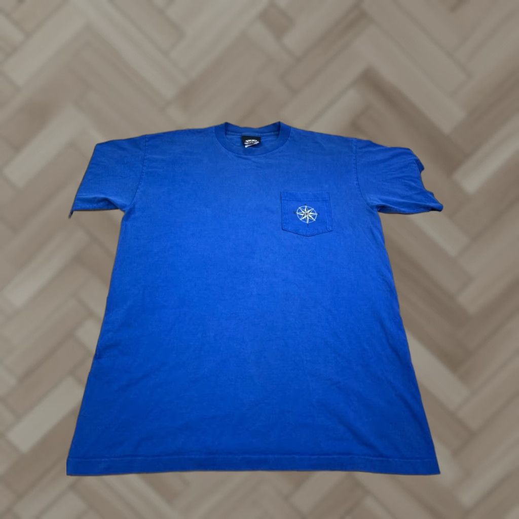 Marlboro VINTAGE Marlboro Shirt Men's L Blue Short Sleeve Pocket 90s Ski Graphic Print T-Shirt Size US L / EU 52-54 / 3 - 1 Thumbnail