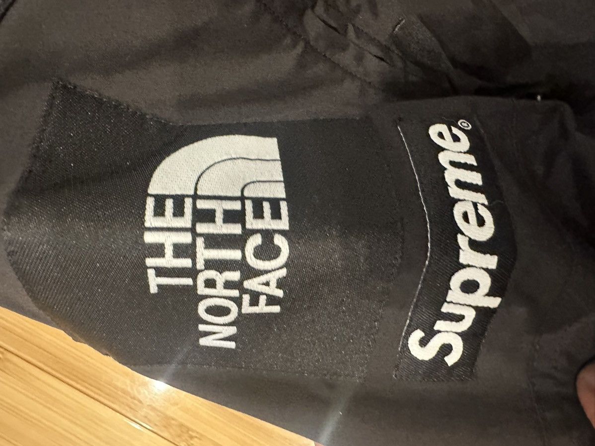 Supreme × The North Face Supreme The North Face Apogee FW 22 Size US M / EU 48-50 / 2 - 5 Thumbnail