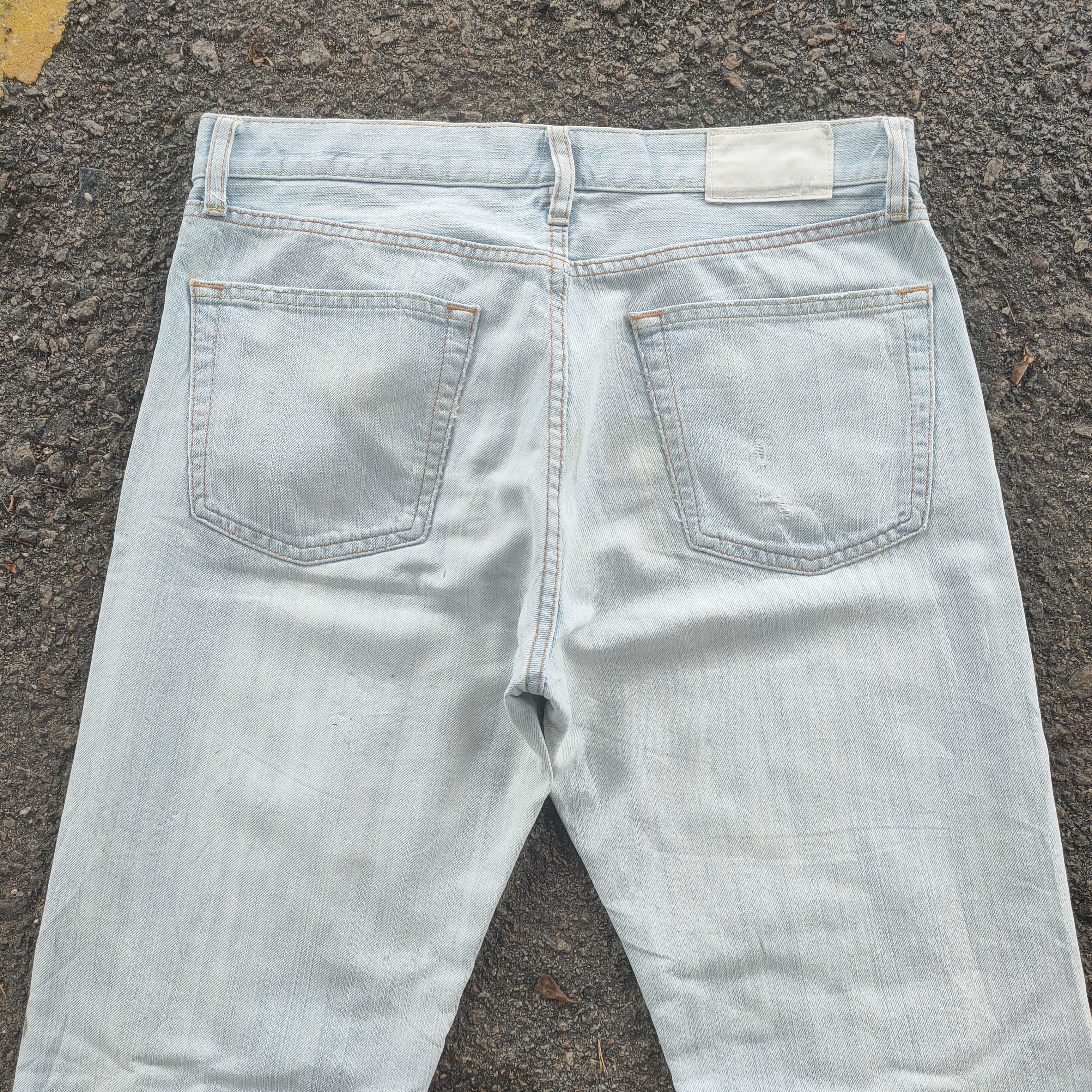 Japanese Brand VINTAGE JAPANESE S002 FADED LIGHT WASH JEANS DENIM PANTS Size US 34 / EU 50 - 9 Thumbnail
