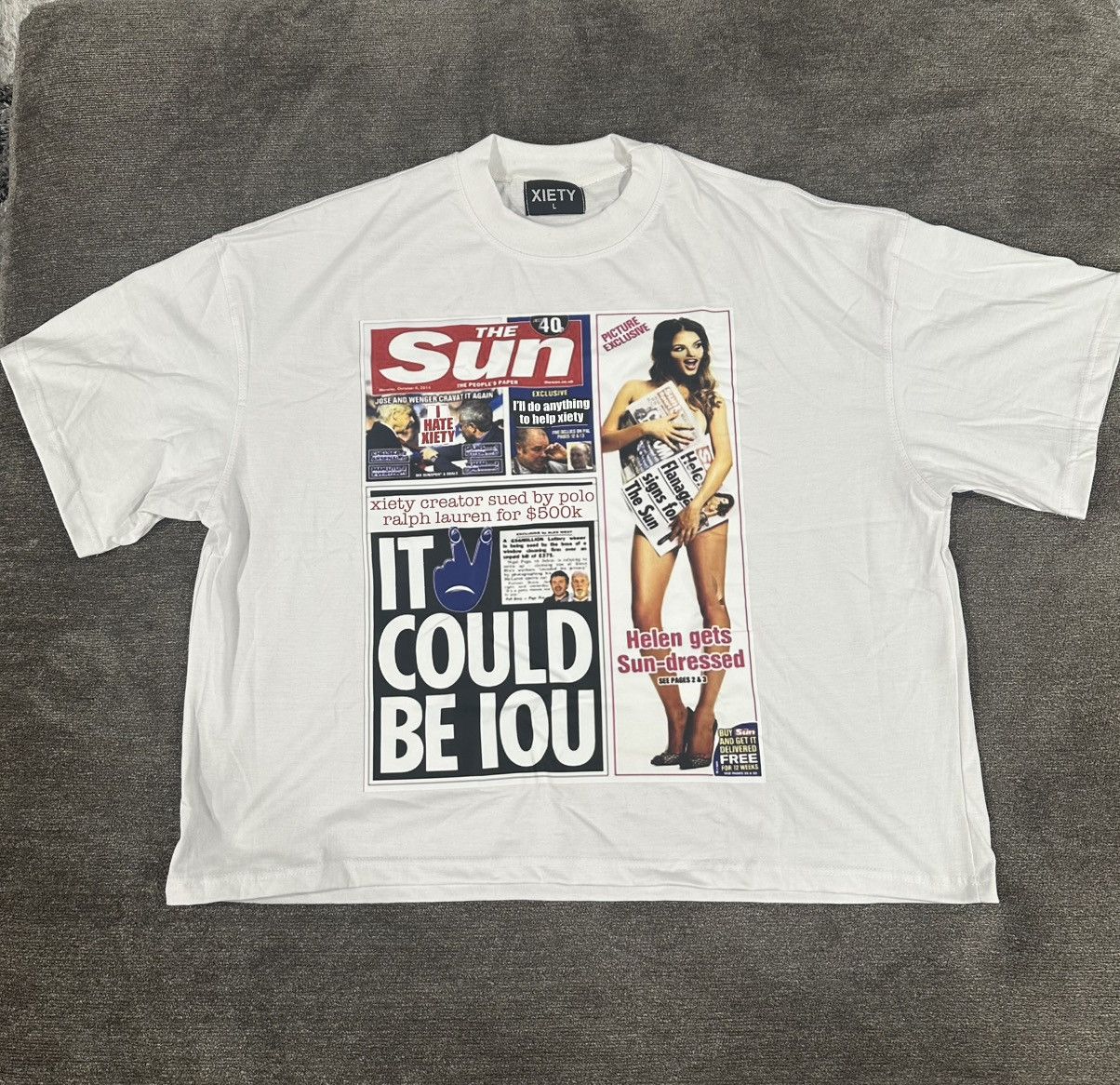 Other Xiety oversized newspaper shirt Size US L / EU 52-54 / 3 - 1 Preview