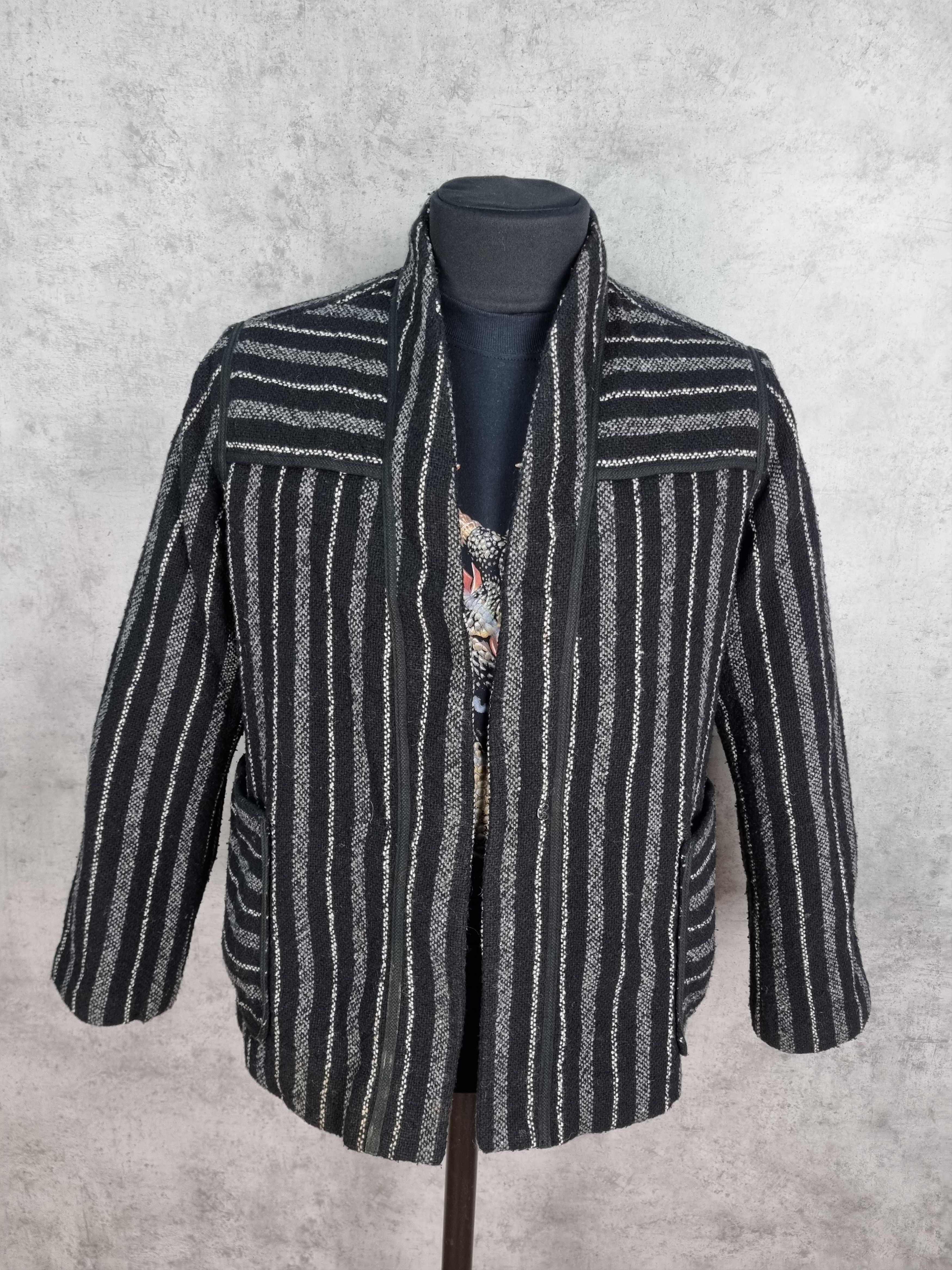 Gap Kniitted Wool Beautiful Kimono Size US M / EU 48-50 / 2 - 8 Thumbnail