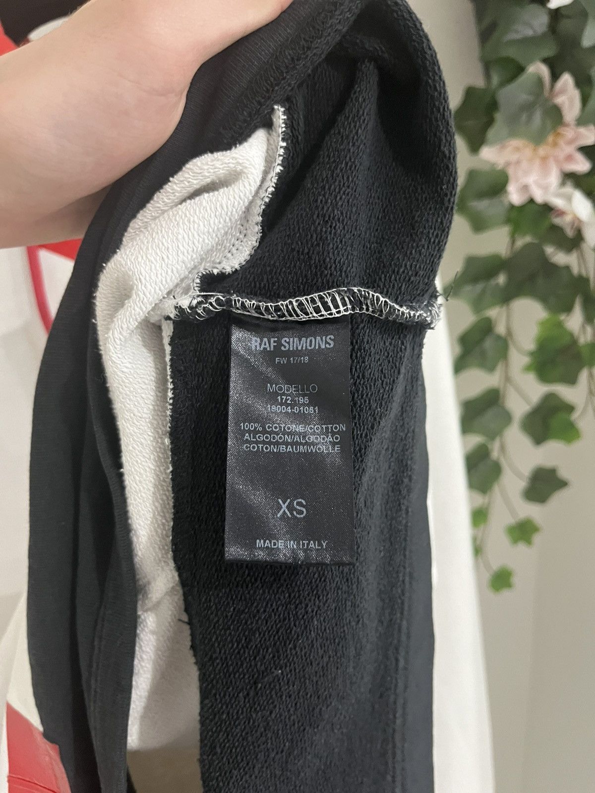 Raf Simons AW2017 Raf Simons Oversized Tape Hoodie Size US XXL / EU 58 / 5 - 4 Thumbnail