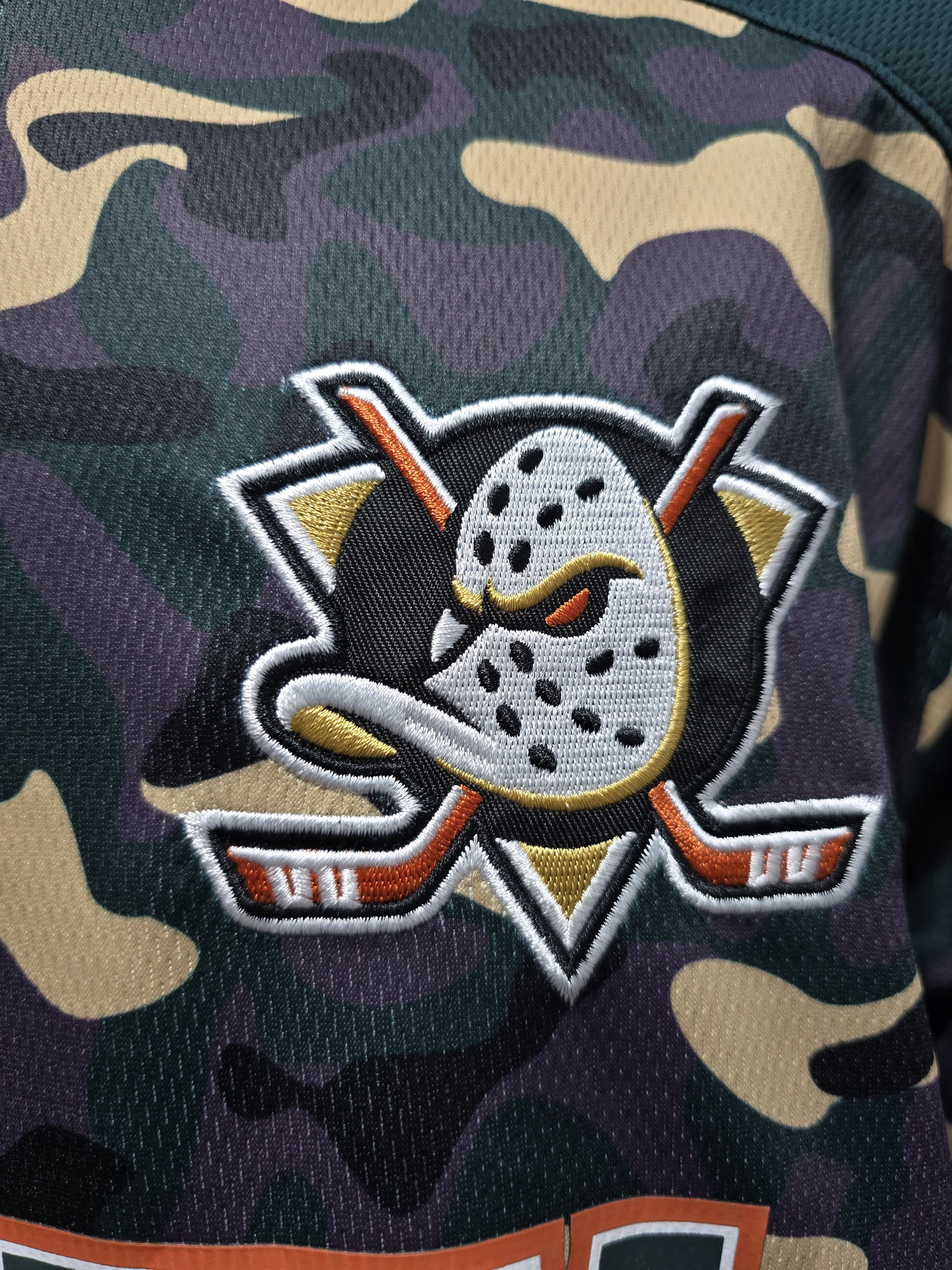 NHL Primark Anaheim Ducks camouflage t-shirt. Mens XL new Size US XL / EU 56 / 4 - 4 Thumbnail