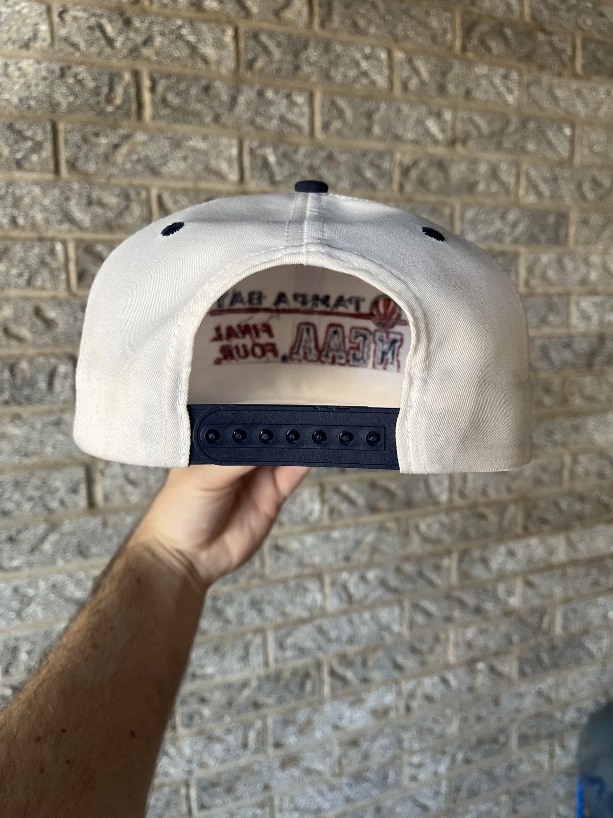Sports Specialties × Vintage Vintage 90’s Final Four NCAA SnapBack Hat Size ONE SIZE - 3 Thumbnail