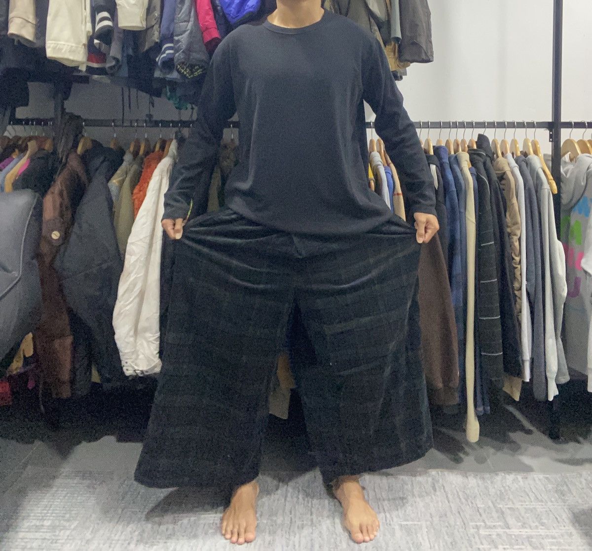 Designer × Issey Miyake × Japanese Brand Sick☠️ Studio Clip Corduroy Loose Pants Pleated Issey Miyake Size US 31 - 15 Thumbnail