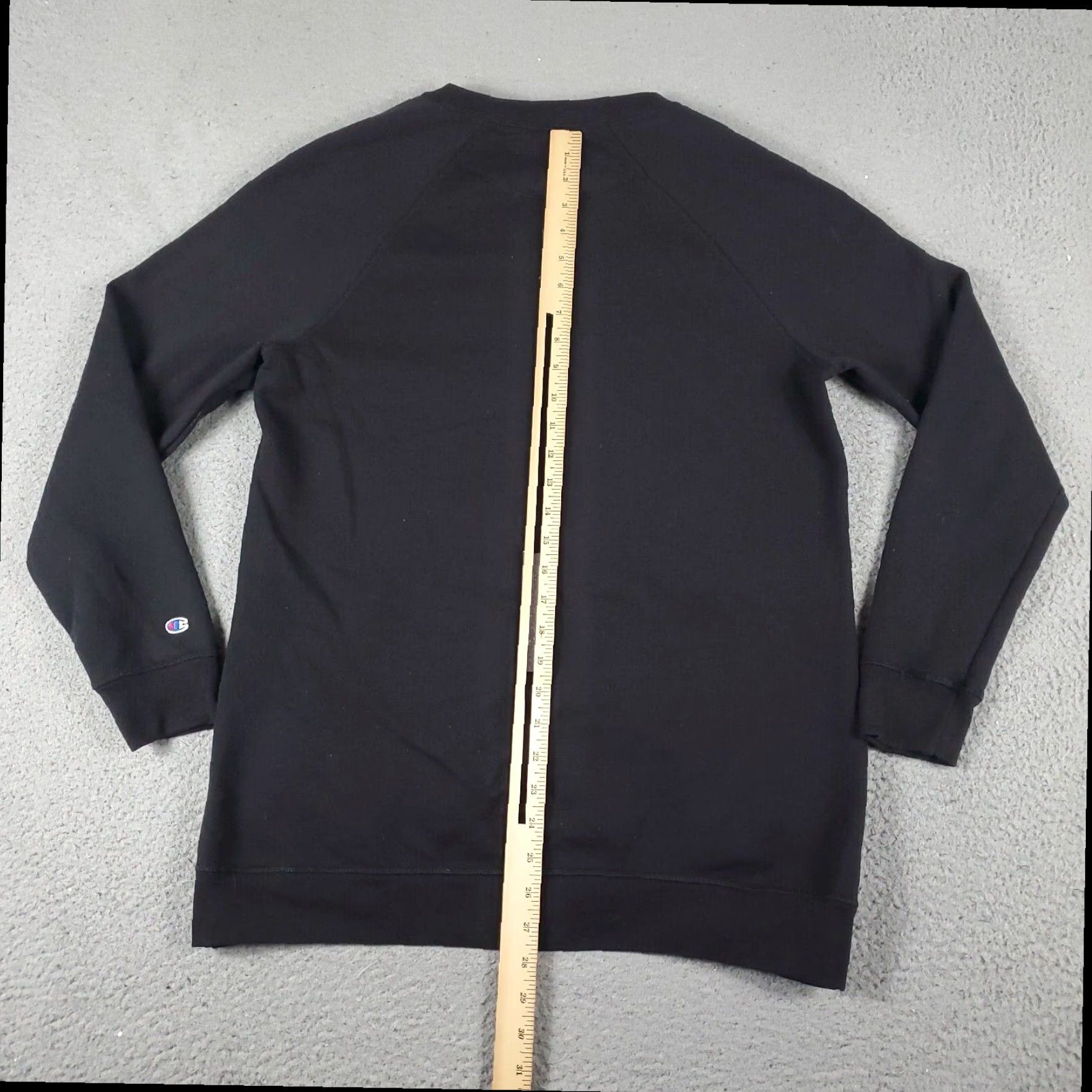 Champion Champion Black Long Sleeve Pullover Sweater Women's Medium Fleece Size M / US 6-8 / IT 42-44 - 5 Thumbnail