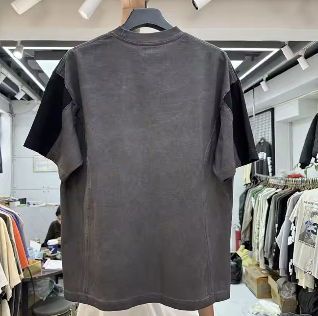 Japanese Brand Grey Patchwork T Shirt Size US L / EU 52-54 / 3 - 2 Thumbnail