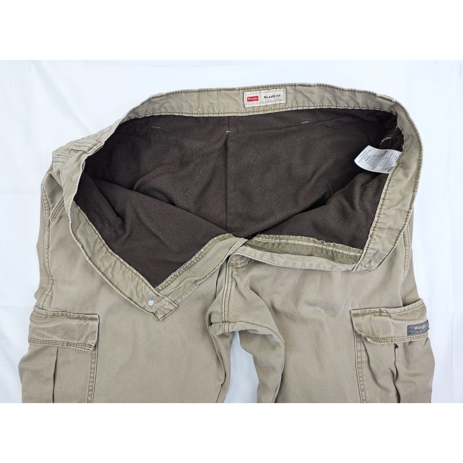 Wrangler Wrangler Cargo Pants Men 36x34 Fleece Lined Beige Relaxed Fit Cargo Utility Workwear Pants Size US 36 / EU 52 - 7 Thumbnail