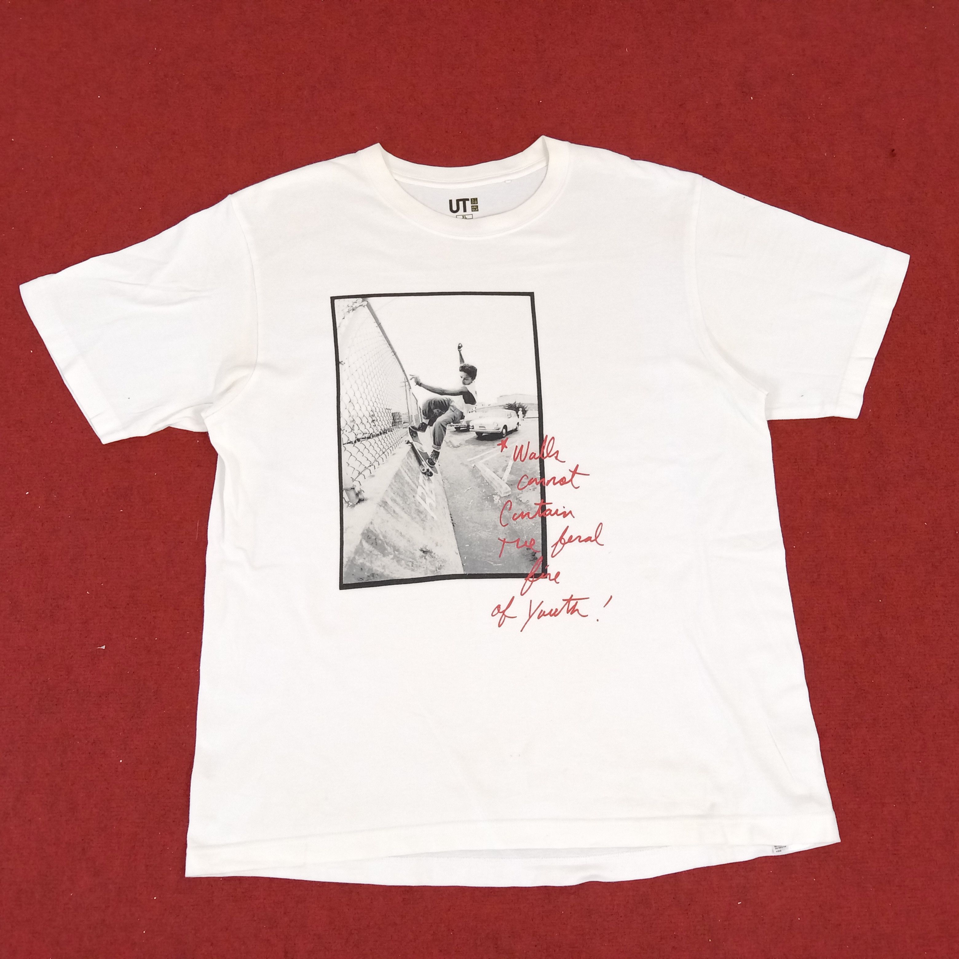 Japanese Brand Tommy Guerrero Skateboard Photo Print Design Tshirt Size US XL / EU 56 / 4 - 1 Thumbnail