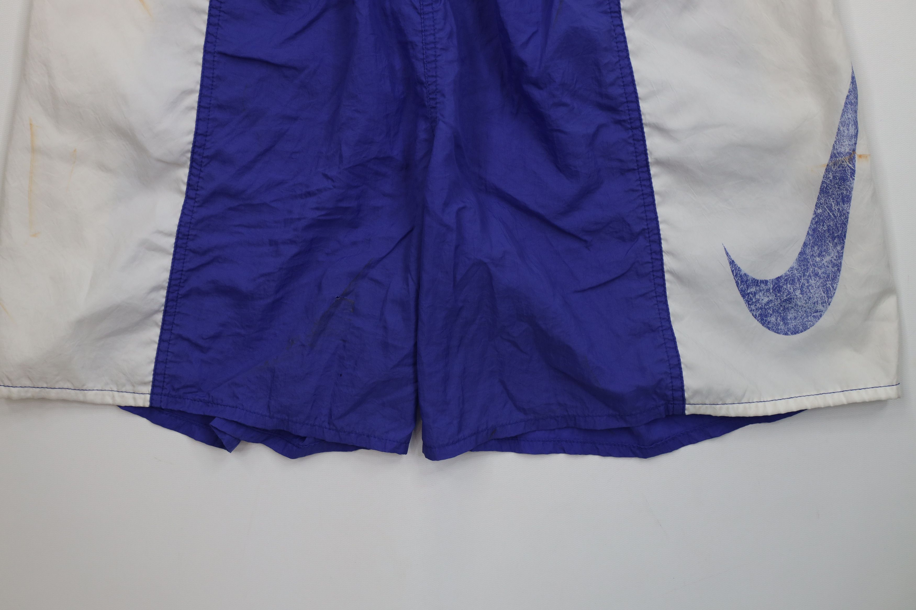 Nike Vintage 90s Nike Big Swoosh Running Jogging Soccer Shorts Size US 34 / EU 50 - 4 Thumbnail