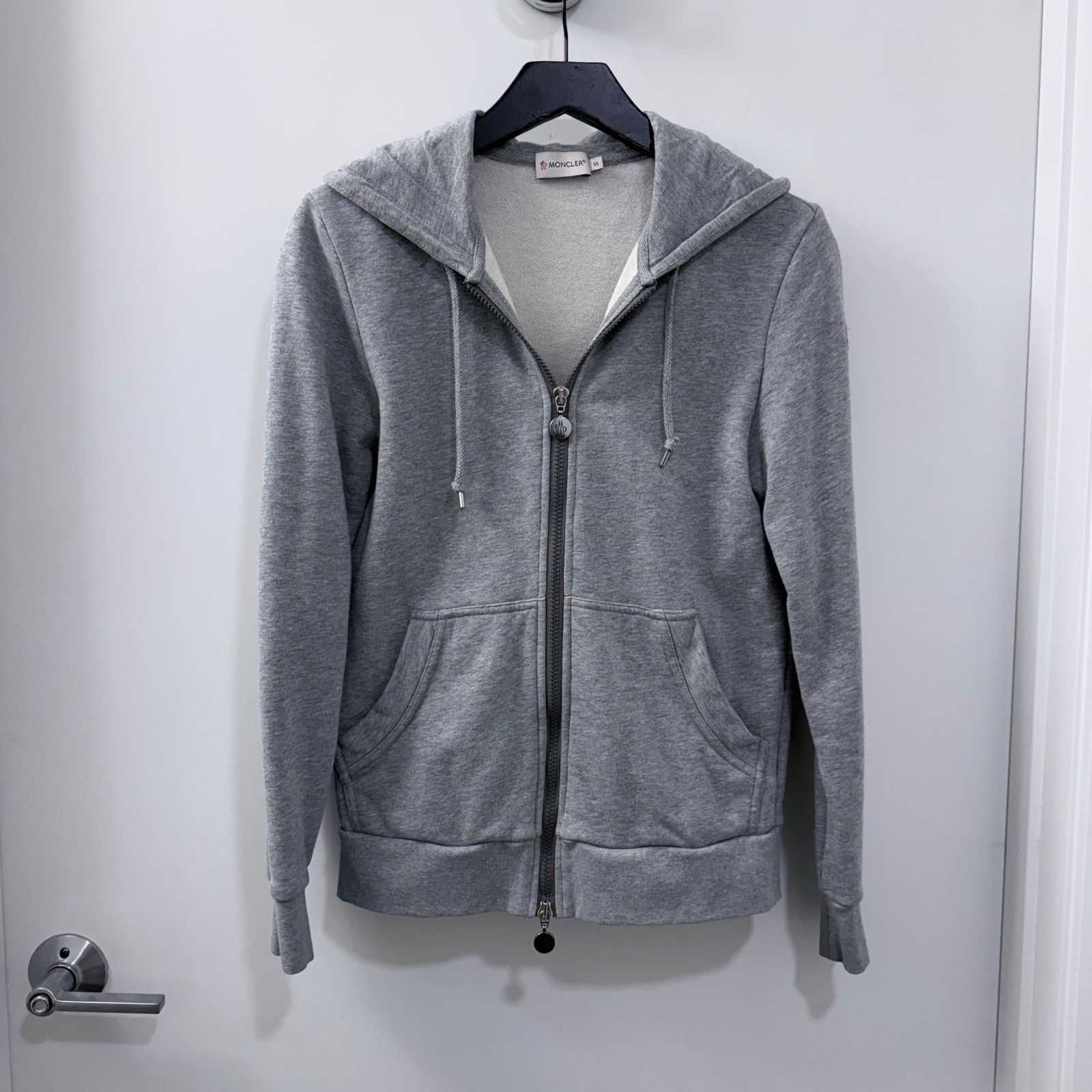 Moncler Moncler Grey Zip-Up Hoodie Tricolor Stripe Logo Sweatshirt Size US S / EU 44-46 / 1 - 1 Thumbnail
