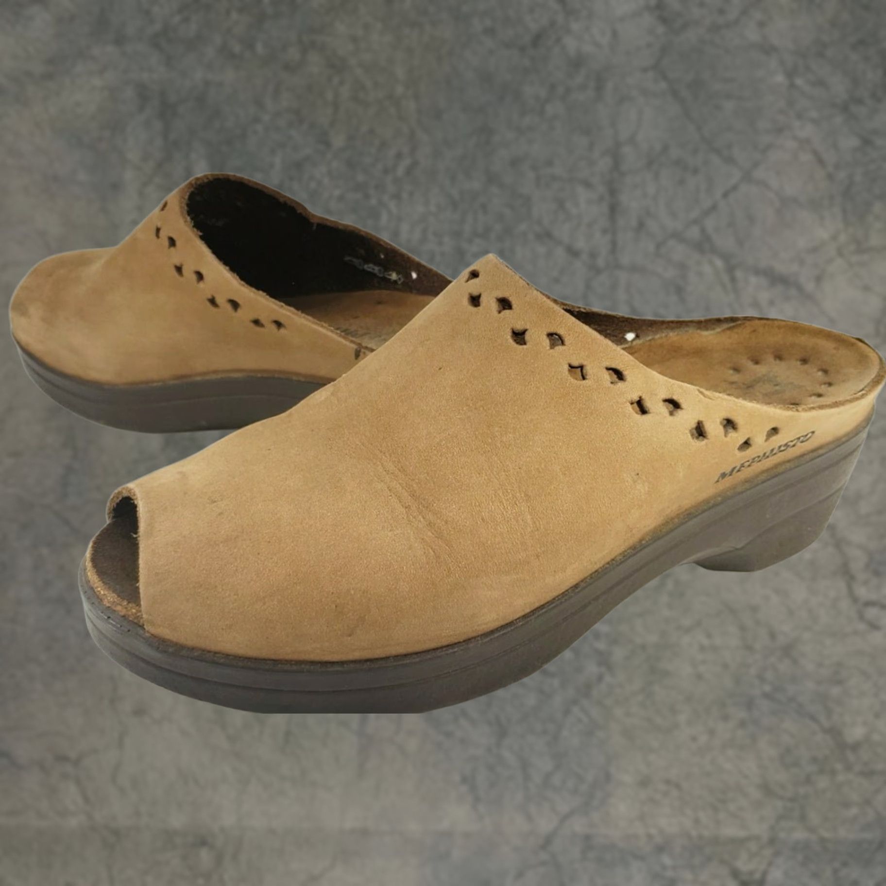 Mephisto Mephisto Women's Black Peep Toe Leather Mule Clog Size 8M 39E Size US 8 / IT 38 - 1 Thumbnail