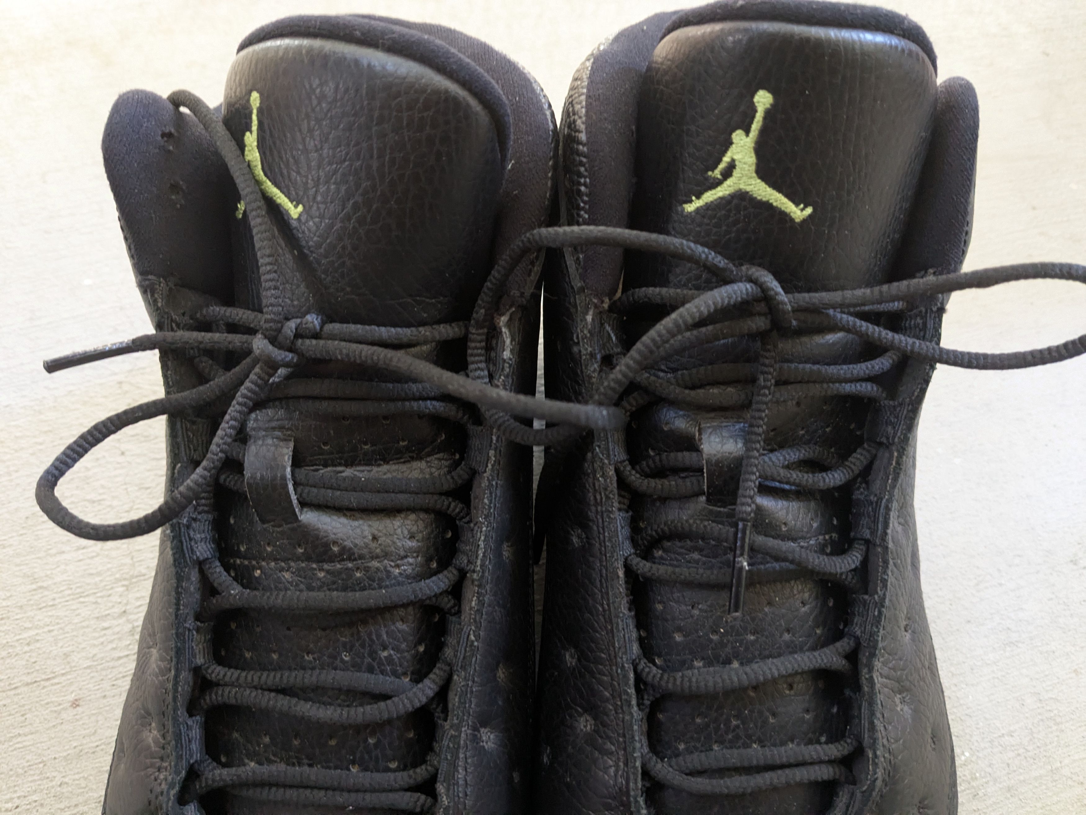 Jordan Brand Nike Air Jordan 13 Retro Altitude 10 Black 414571-042 Size US 10 / EU 43 - 4 Thumbnail