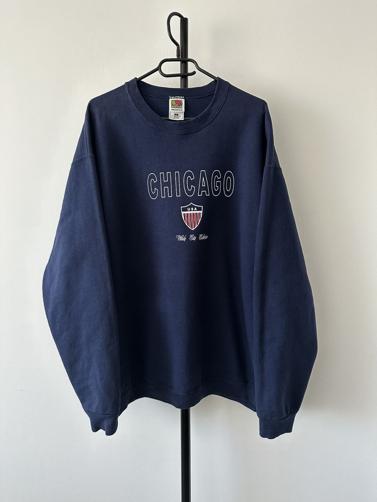 Fruit Of The Loom 90’s Chicago fruit of the loom crew neck navy sweatshirt Size US XL / EU 56 / 4 - 2 Thumbnail