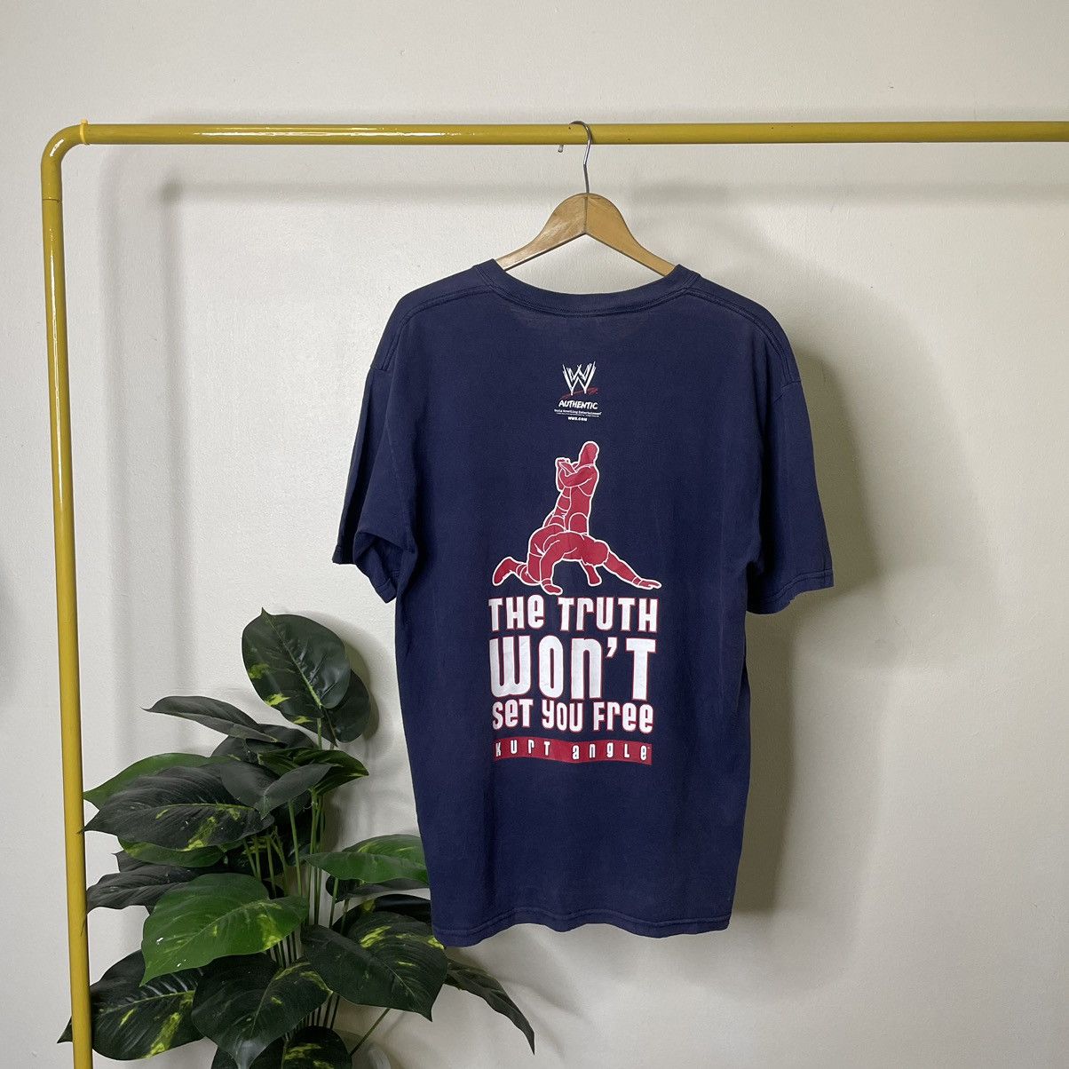 Vintage × WWE × WWF Vintage 2000s WWE Kurt Angle Wrestling T Shirt Size US L / EU 52-54 / 3 - 1 Thumbnail
