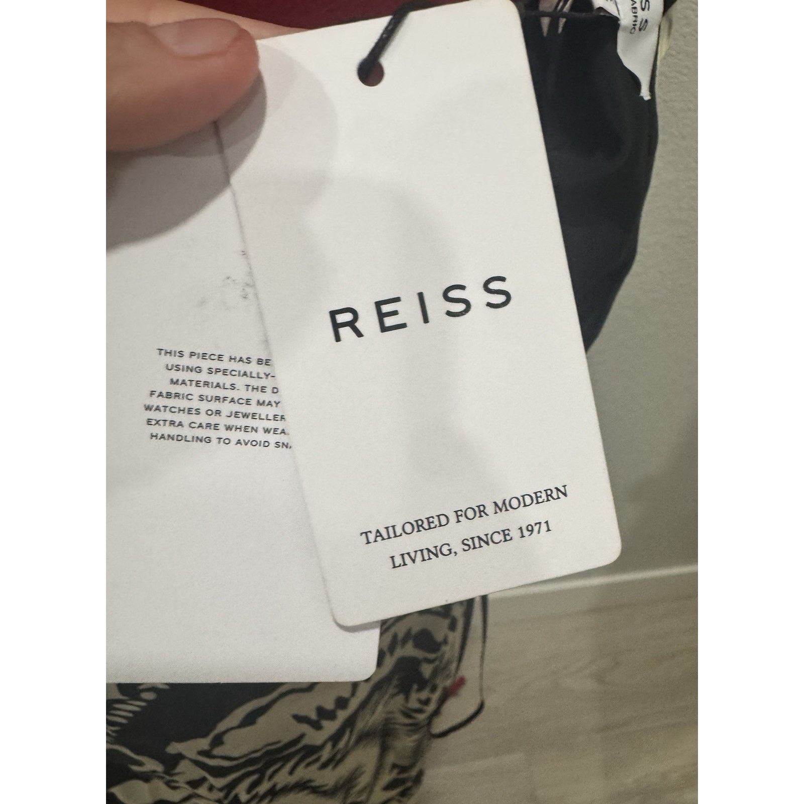 Reiss REISS Hallie Printed Halter Neck Maxi Dress in Black/White Size S / US 4 / IT 40 - 7 Thumbnail