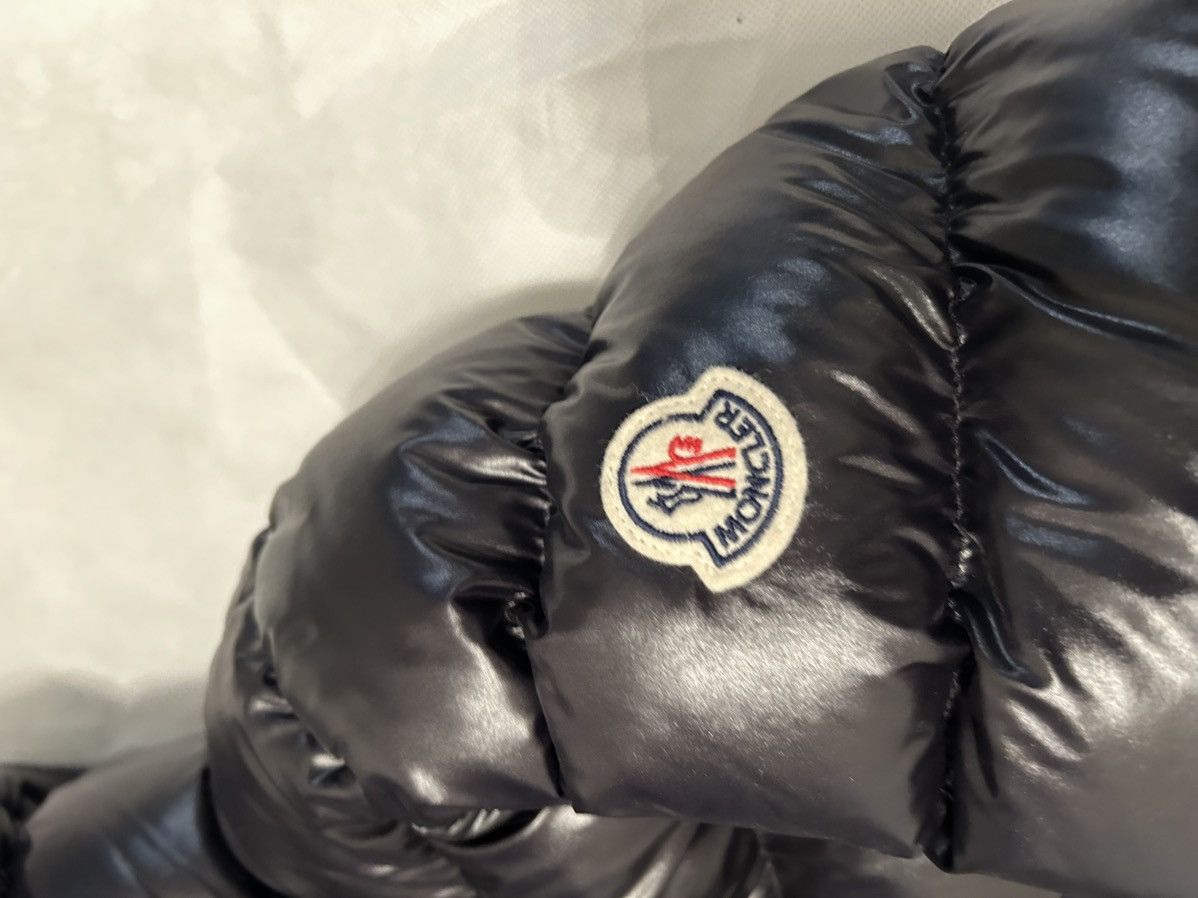 Moncler Moncler coat size 14a/small/ size 1 Size US S / EU 44-46 / 1 - 3 Thumbnail