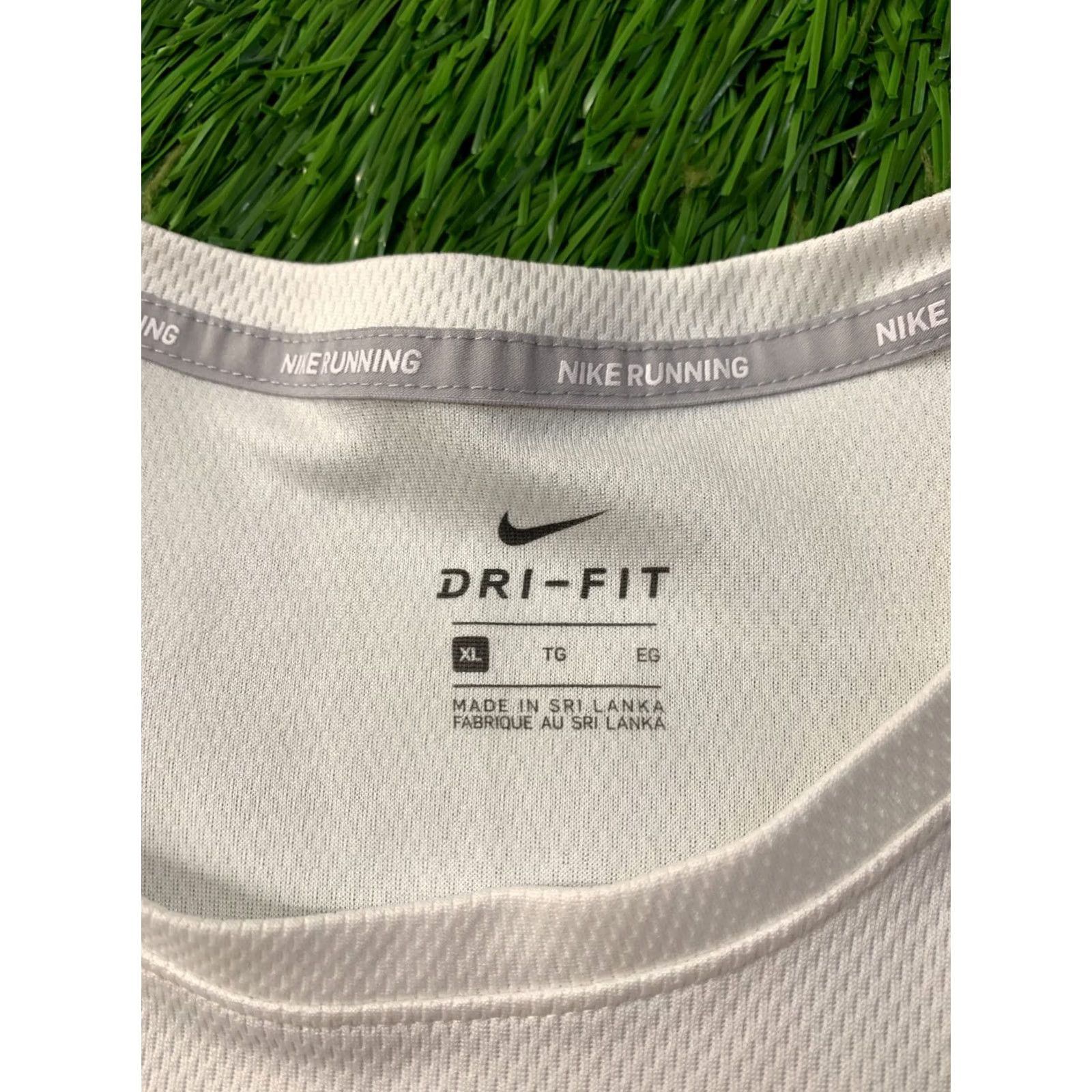 Nike Nike Dri-FIT Running Shirt Women XL White Jersey Short Sleeve Training 2018 Size XL / US 12-14 / IT 48-50 - 5 Thumbnail