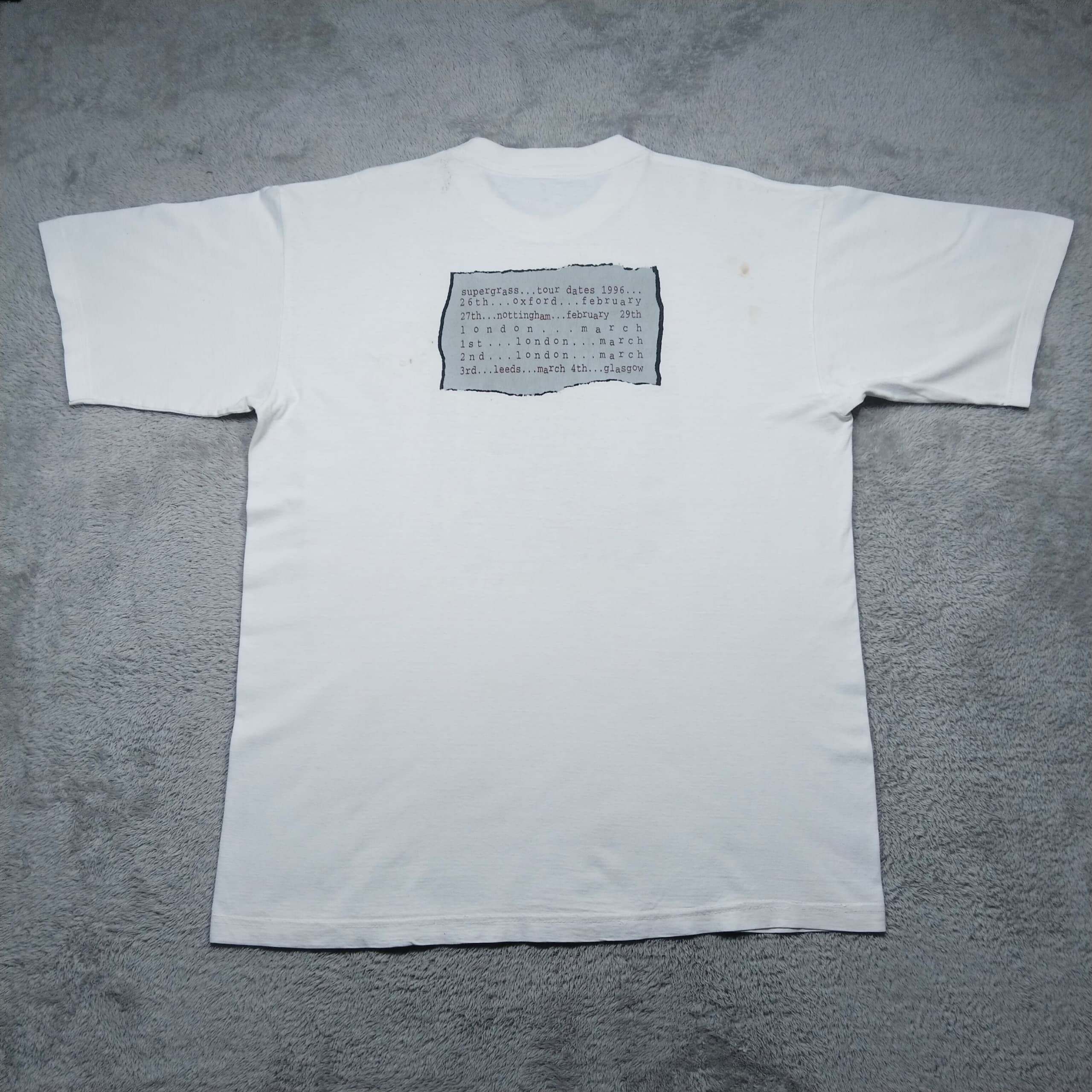 Band Tees VINTAGE DISTRESSED 1996 SUPERGRASS GOING OUT ON TOUR T SHIRT Size US XL / EU 56 / 4 - 2 Thumbnail