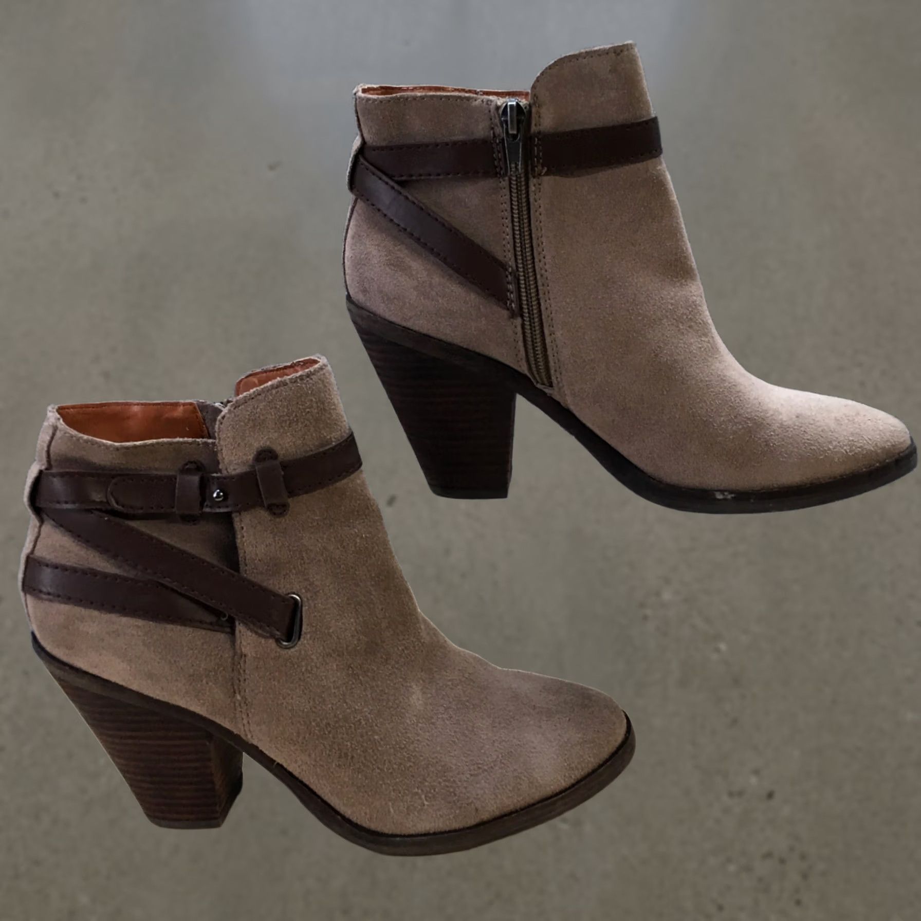 Dolce Vita DV Dolce Vita Boots Womens 9 Ankle Booties Heels Casual Brown Suede Side Zipper Size US 9 / IT 39 - 1 Thumbnail