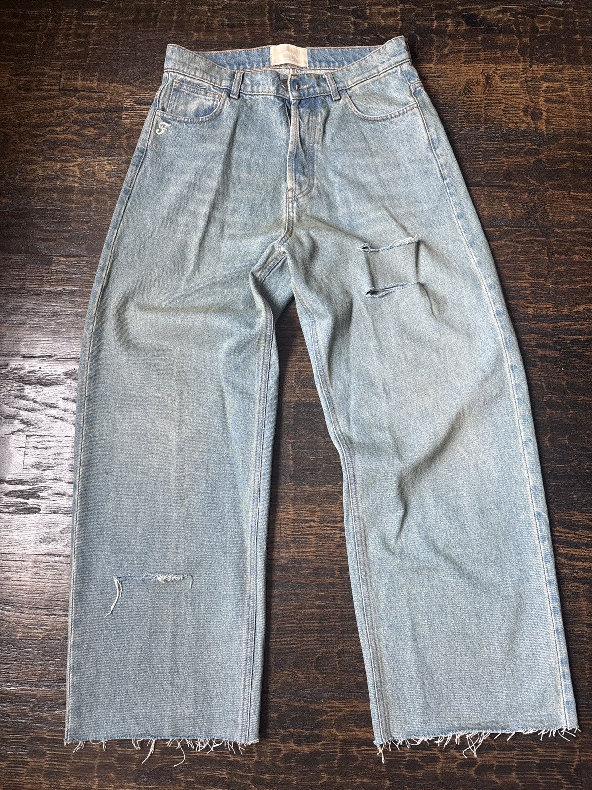 FiveFourFive Fivefourfive limited edition distressed baggy jeans Size US 30 / EU 46 - 1 Thumbnail