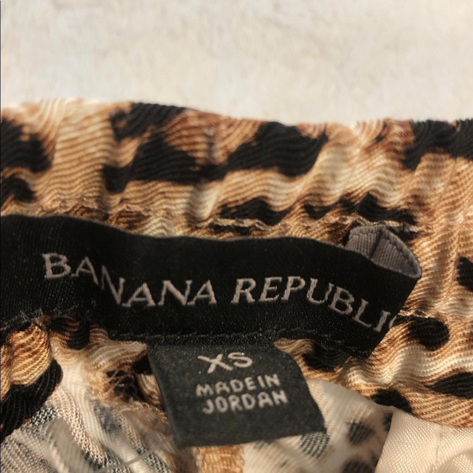 Banana Republic Banana Republic leopard print pants black & tan SZ XS Size 26" / US 2 / IT 38 - 8 Thumbnail