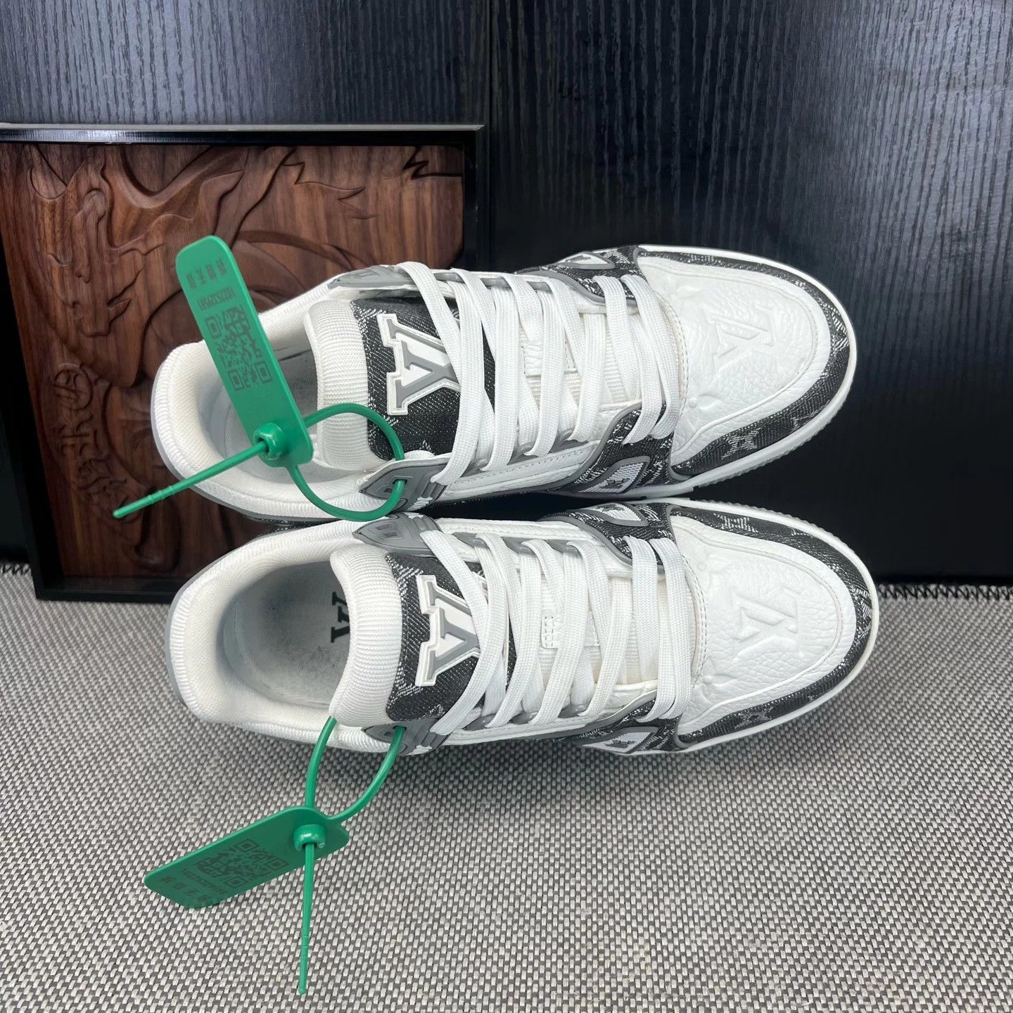 Louis Vuitton LV Trainer White Gray Denim 36.5 2x Worn Size US 5.5 / IT 35.5 - 3 Thumbnail