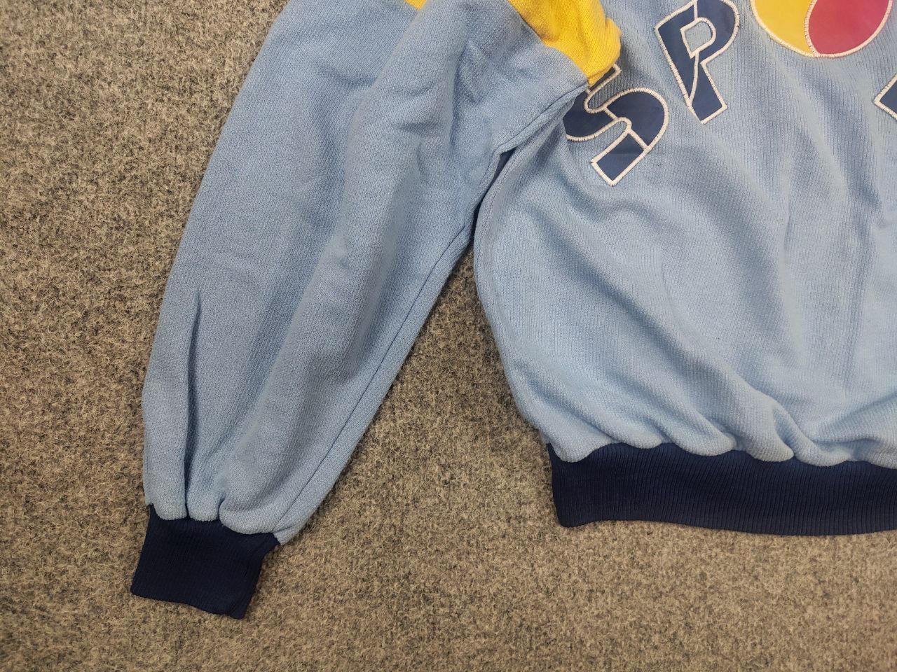 Vintage Vintage 80's Golden Cup ping pong Logo Sport Sweatshirt Size US M / EU 48-50 / 2 - 3 Thumbnail