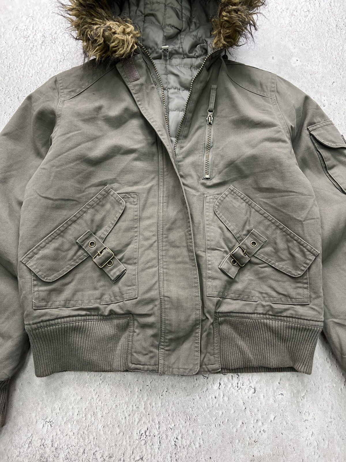 Hysteric Glamour Hype military green cropped jacket hysteric glamour style Size US S / EU 44-46 / 1 - 3 Thumbnail