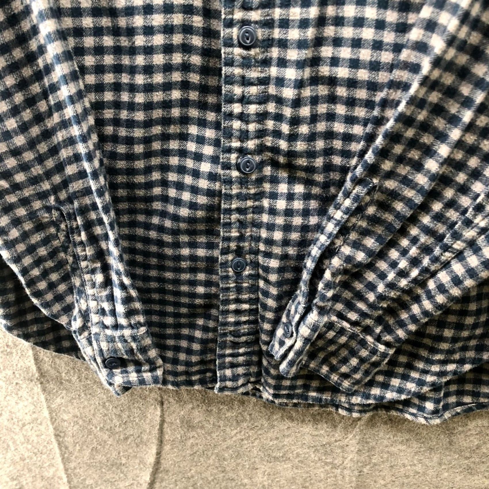 J.Crew J. Crew Flannel Shirt Mens M Blue Gray Check Plaid Cotton Long Sleeve Shirt Mens M Blue Gray Check Plaid Cotton Long Sleeve Size US M / EU 48-50 / 2 - 4 Thumbnail