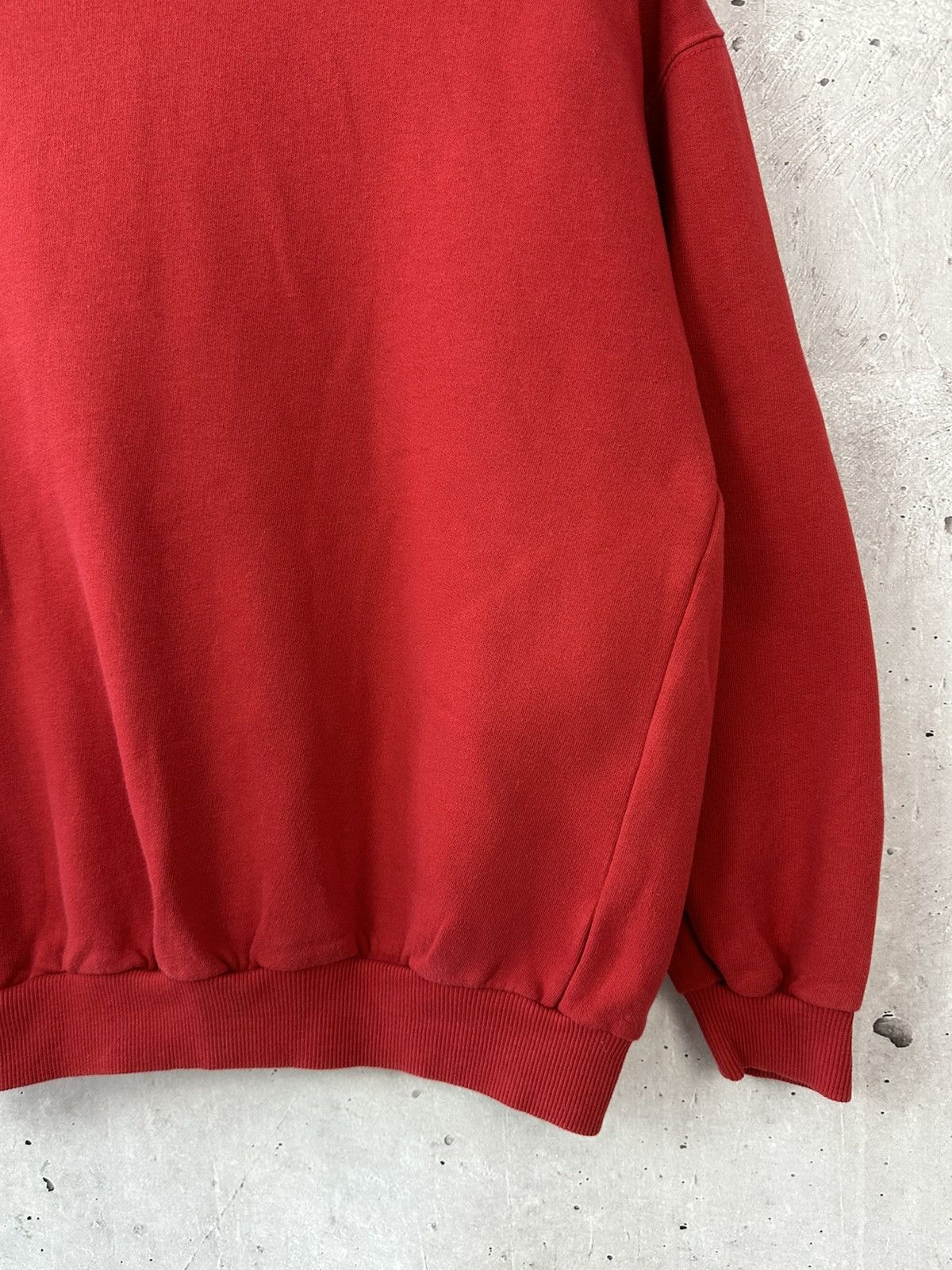Fred Perry Fred Perry Vintage Red Logo Crew Neck Cotton Sweatshirt Size US XL / EU 56 / 4 - 10 Thumbnail