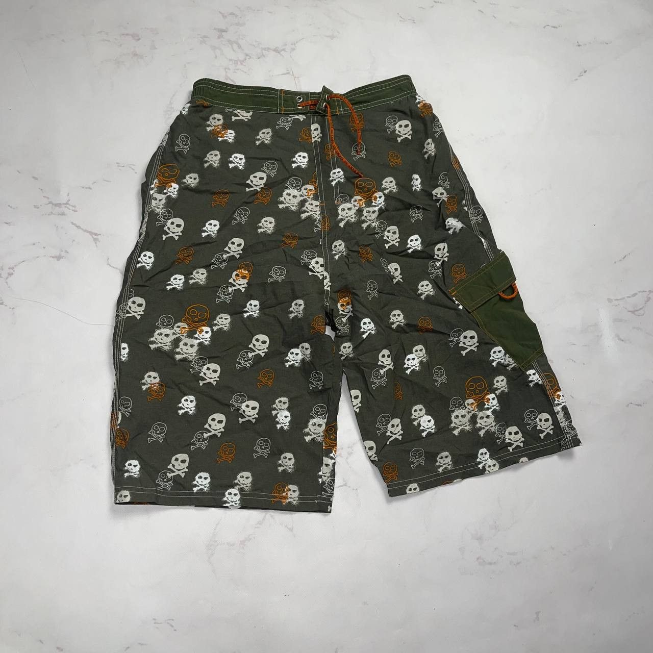 Vintage vintage x streatwear y2k Skeleton skulls vintage shorts sz s Size US 30 / EU 46 - 3 Thumbnail