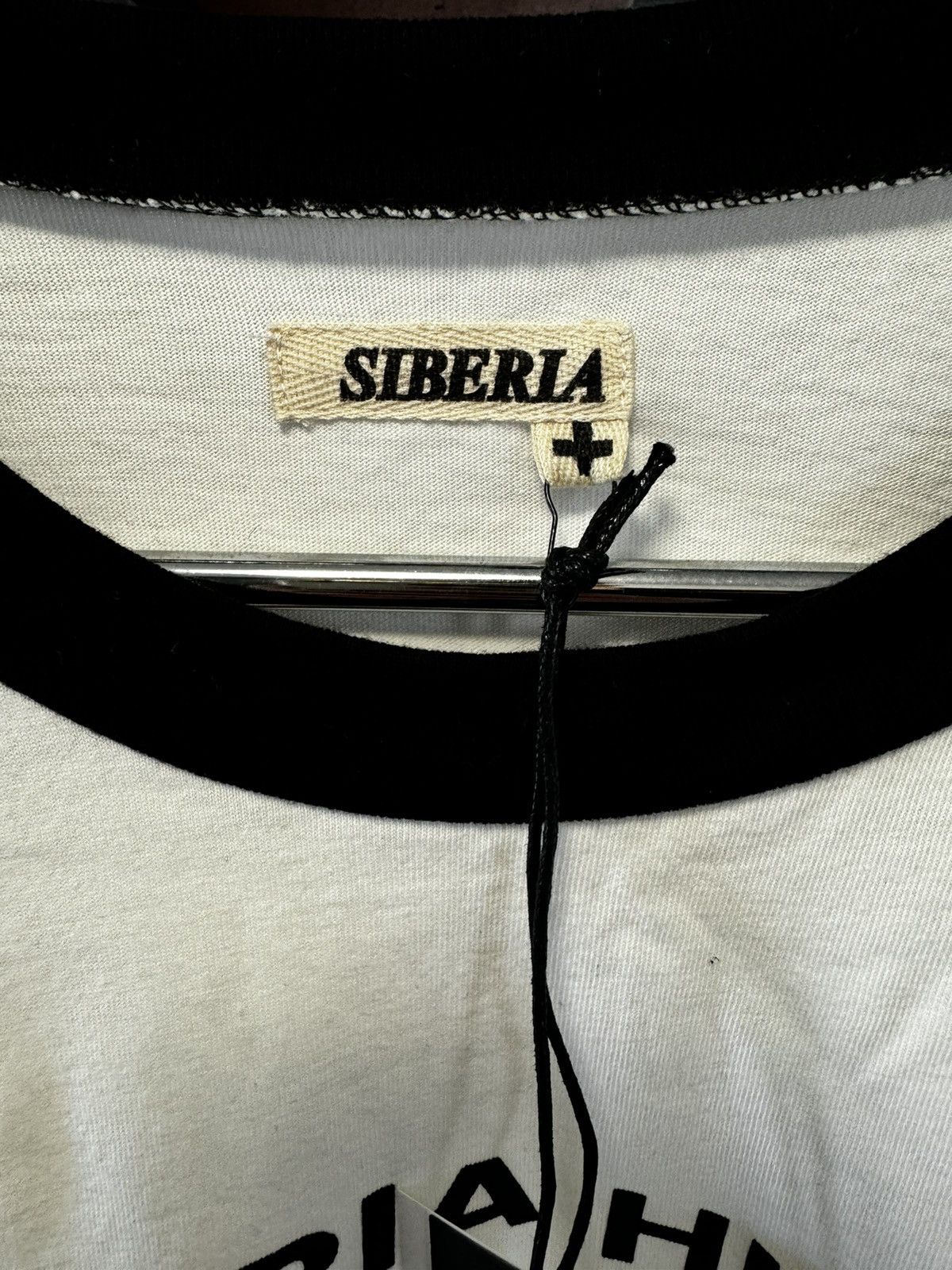 Siberia Hills Siberia Hills FW23 Panel Longsleeve Cloud Dancer Size US L / EU 52-54 / 3 - 4 Thumbnail